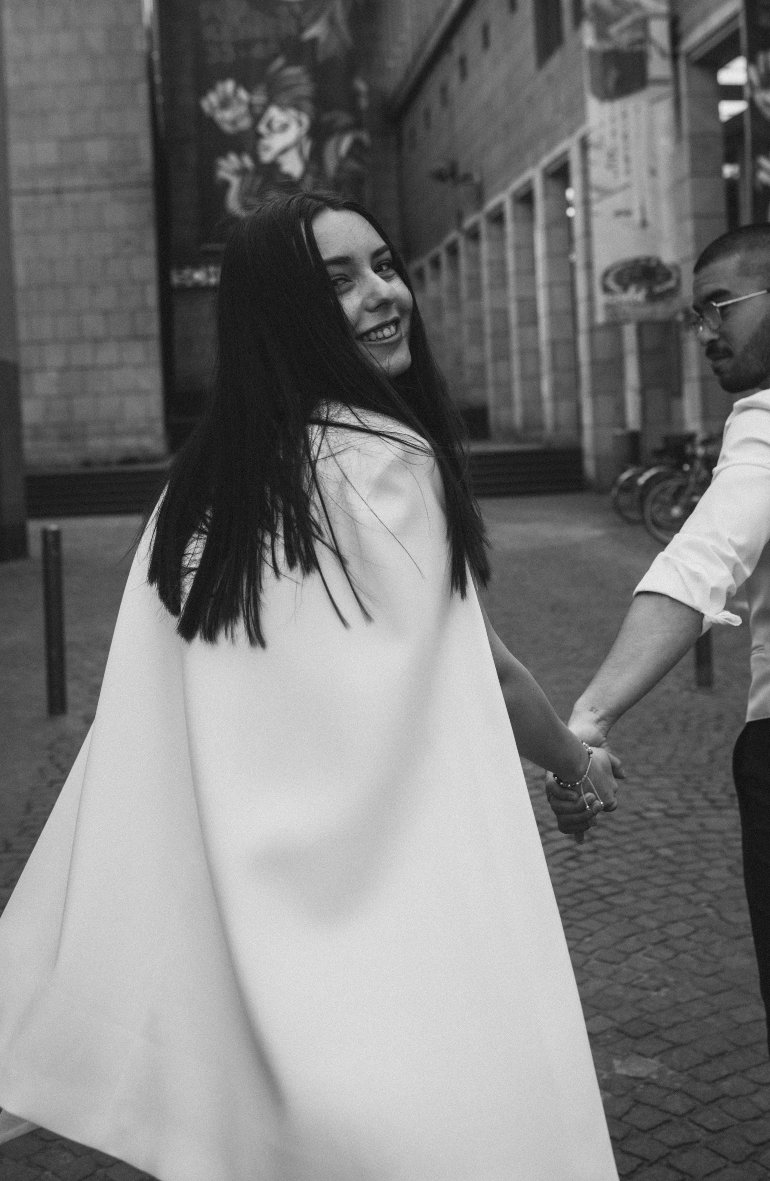 Hochzeitsfotograf Frankfurt am Main – natürliche emotionale Hochzeitsreportage im Frankfurter Römer.