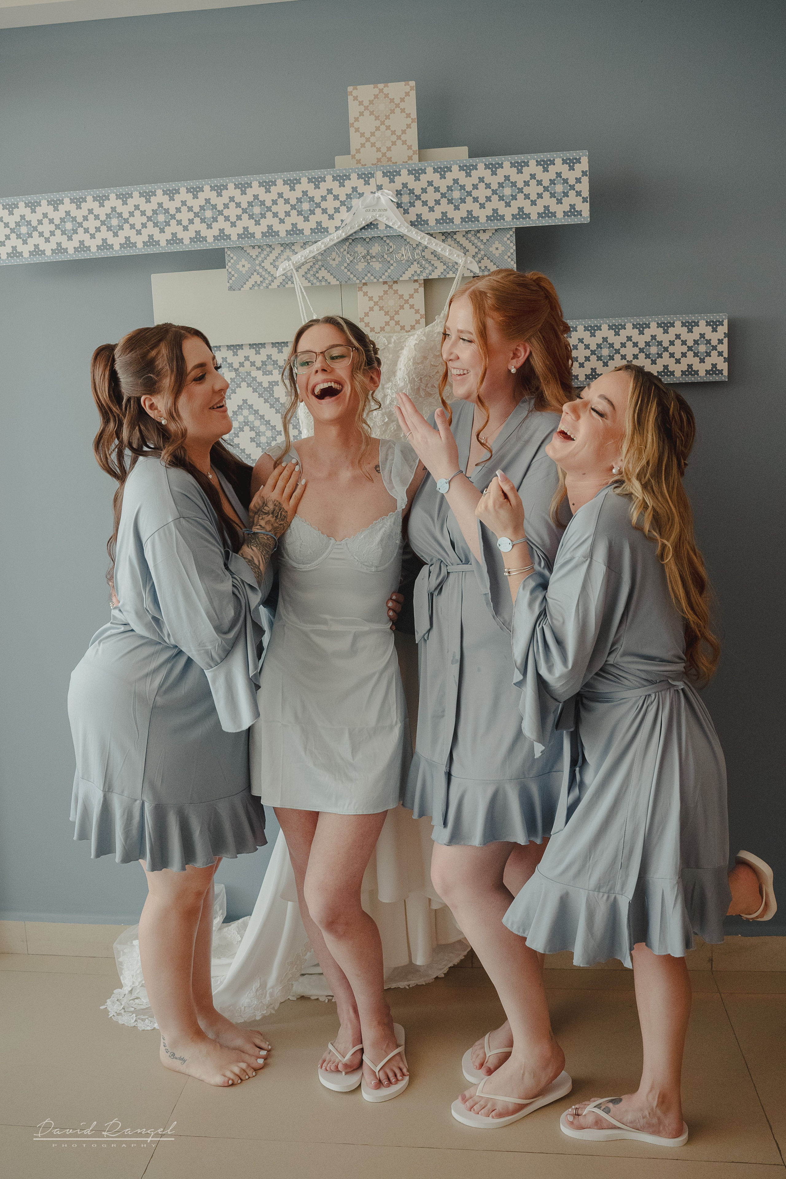 Danielle and Joshua’s sneak peek wedding. Destination wedding photographer based in Cancun and Riviera Maya with service worldwide