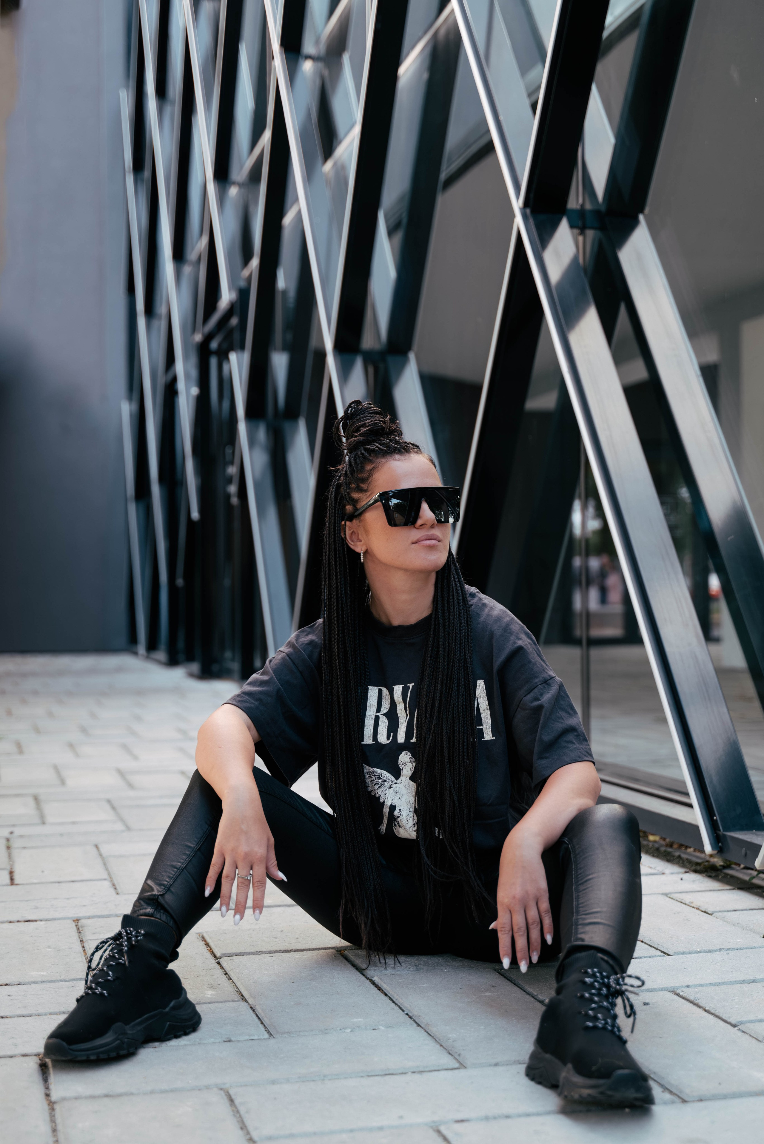 Portreed (PORA Fotograafia). Portree-, pere- ja ettevõtmiste fotograaf Tallinnas Miina Arop-Priidik