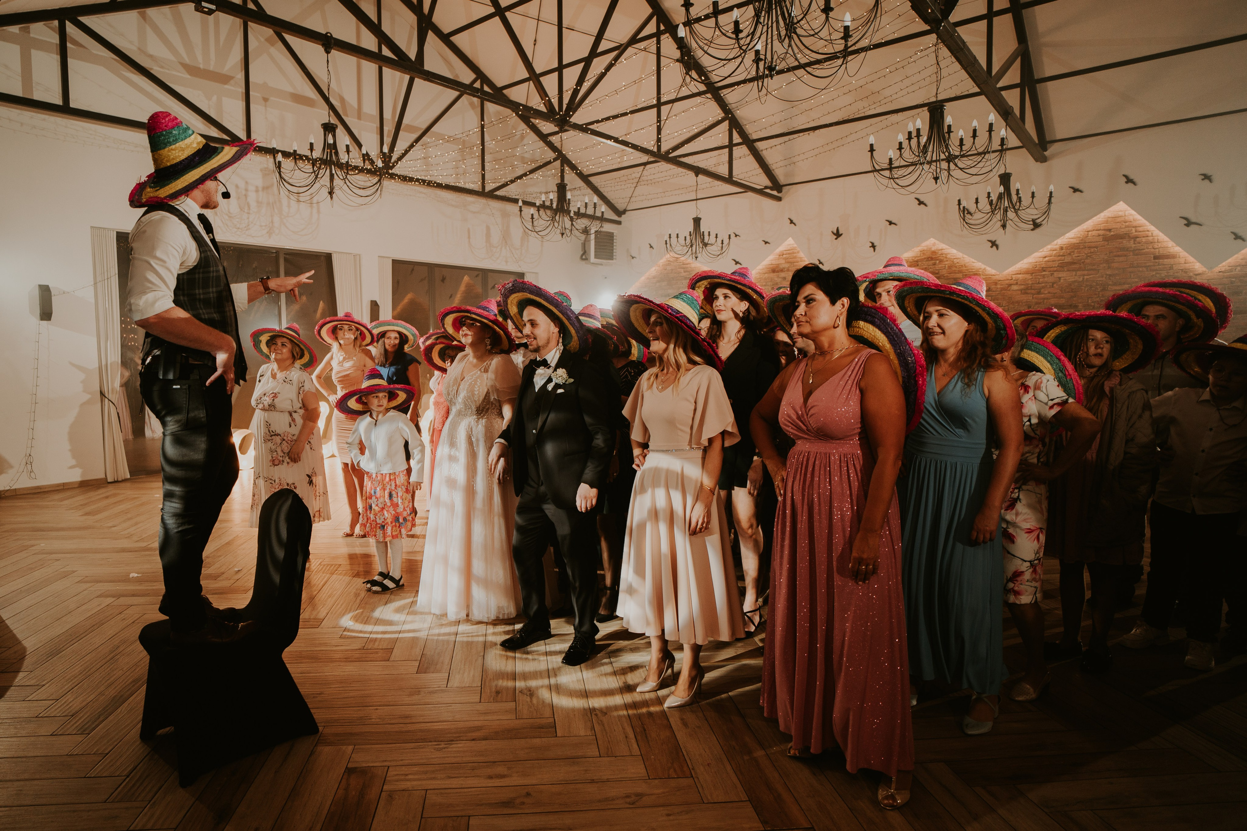 Trzy Drzewa: wspaniała uroczystość Wiktorii i Kamila. Karkowskafoto - fotografia miłości