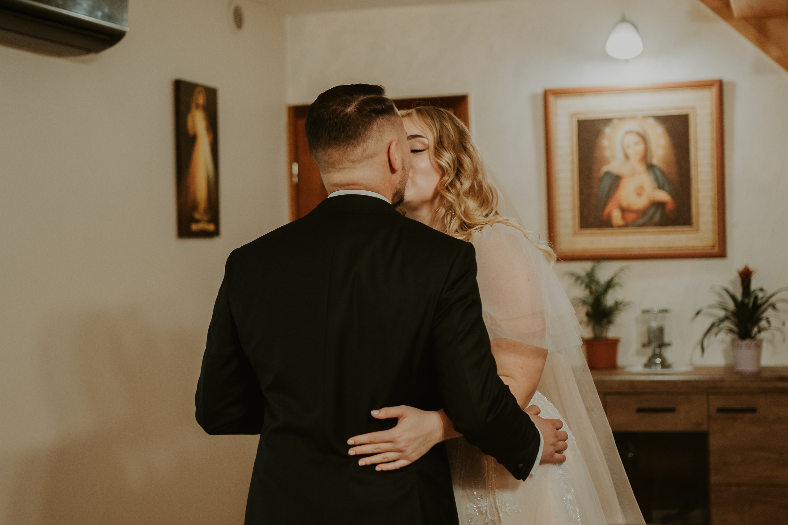 Trzy Drzewa: wspaniała uroczystość Wiktorii i Kamila. Karkowskafoto - fotografia miłości