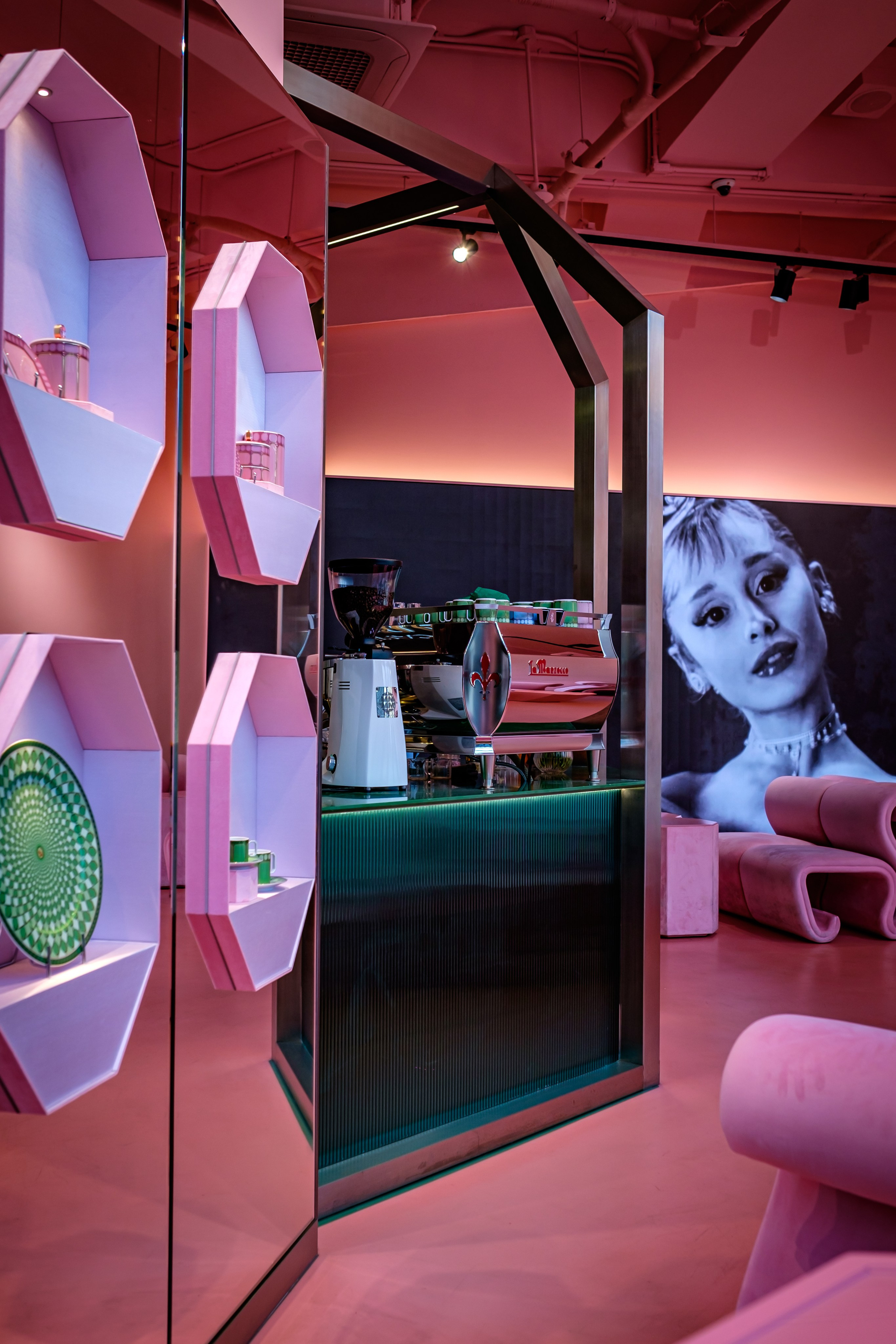 SWAROVSKI. Photographer in Seoul Dobrokvashina Natalya