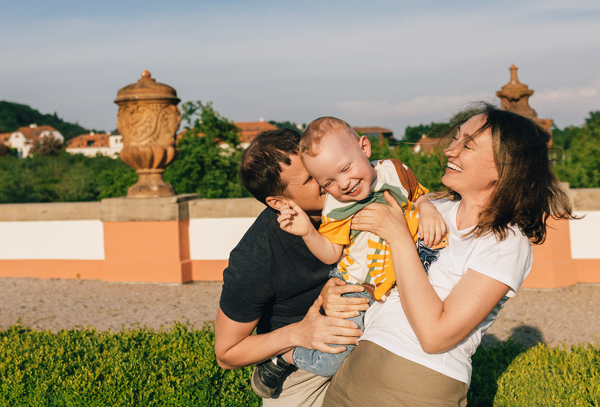 Таня+Андрей+Паша в Тройе. Family and wedding photographer in Prague Natalia Fedori