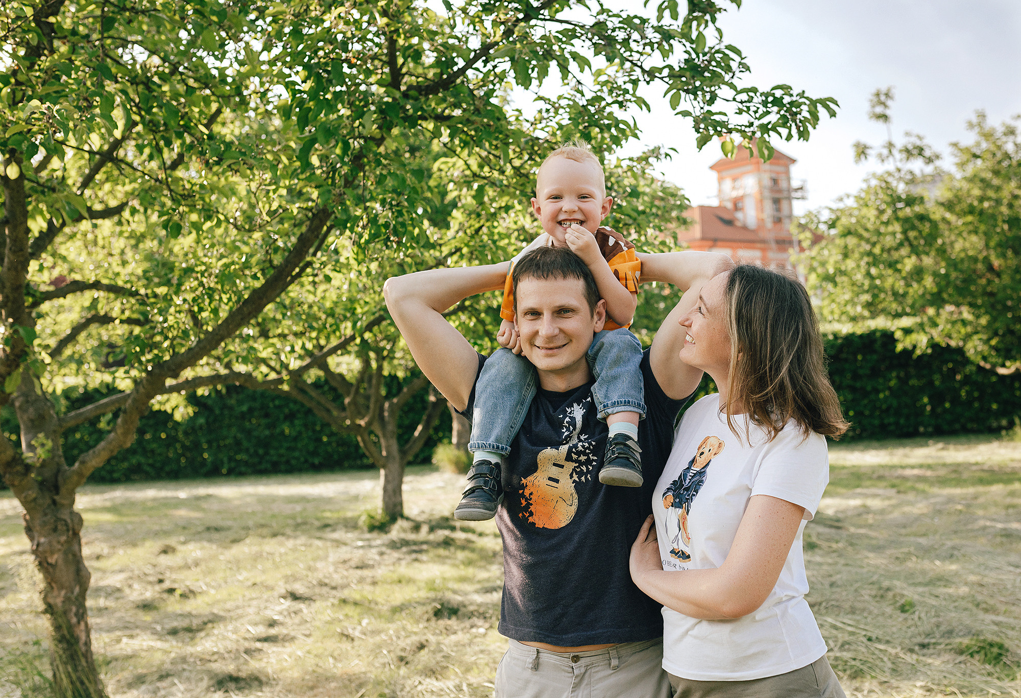 Таня+Андрей+Паша в Тройе. Family and wedding photographer in Prague Natalia Fedori