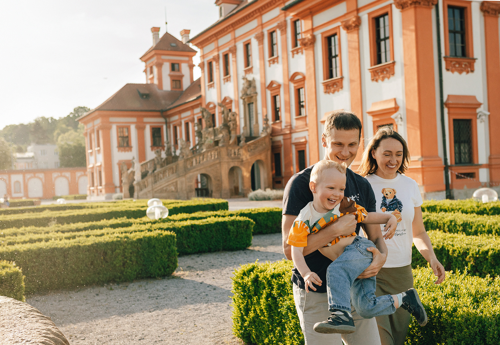 Таня+Андрей+Паша в Тройе. Family and wedding photographer in Prague Natalia Fedori