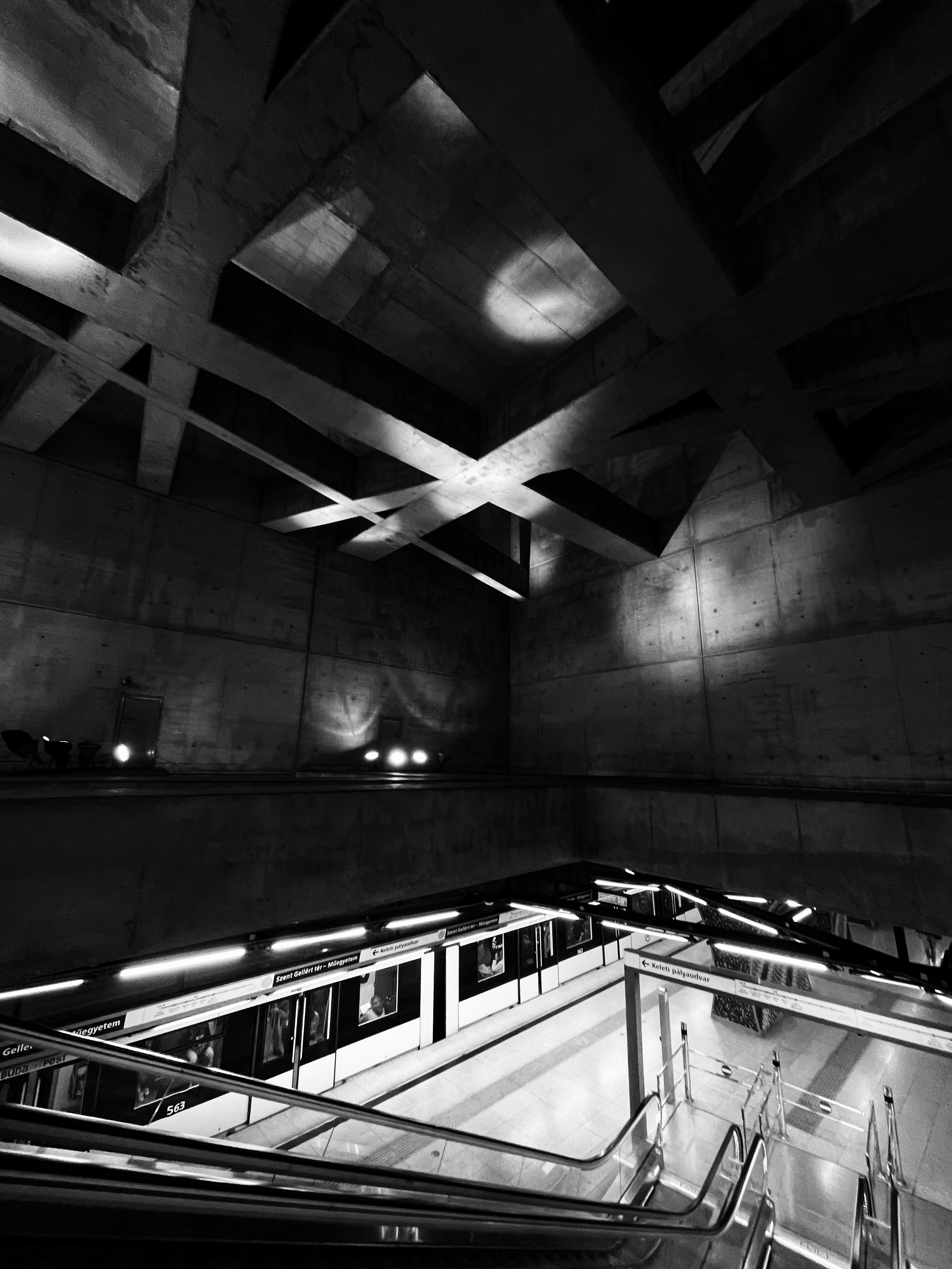 STRT JRNL by Knyazev Yura issue #3 december 2025. Photographer in Budapest — Yura Knyazev