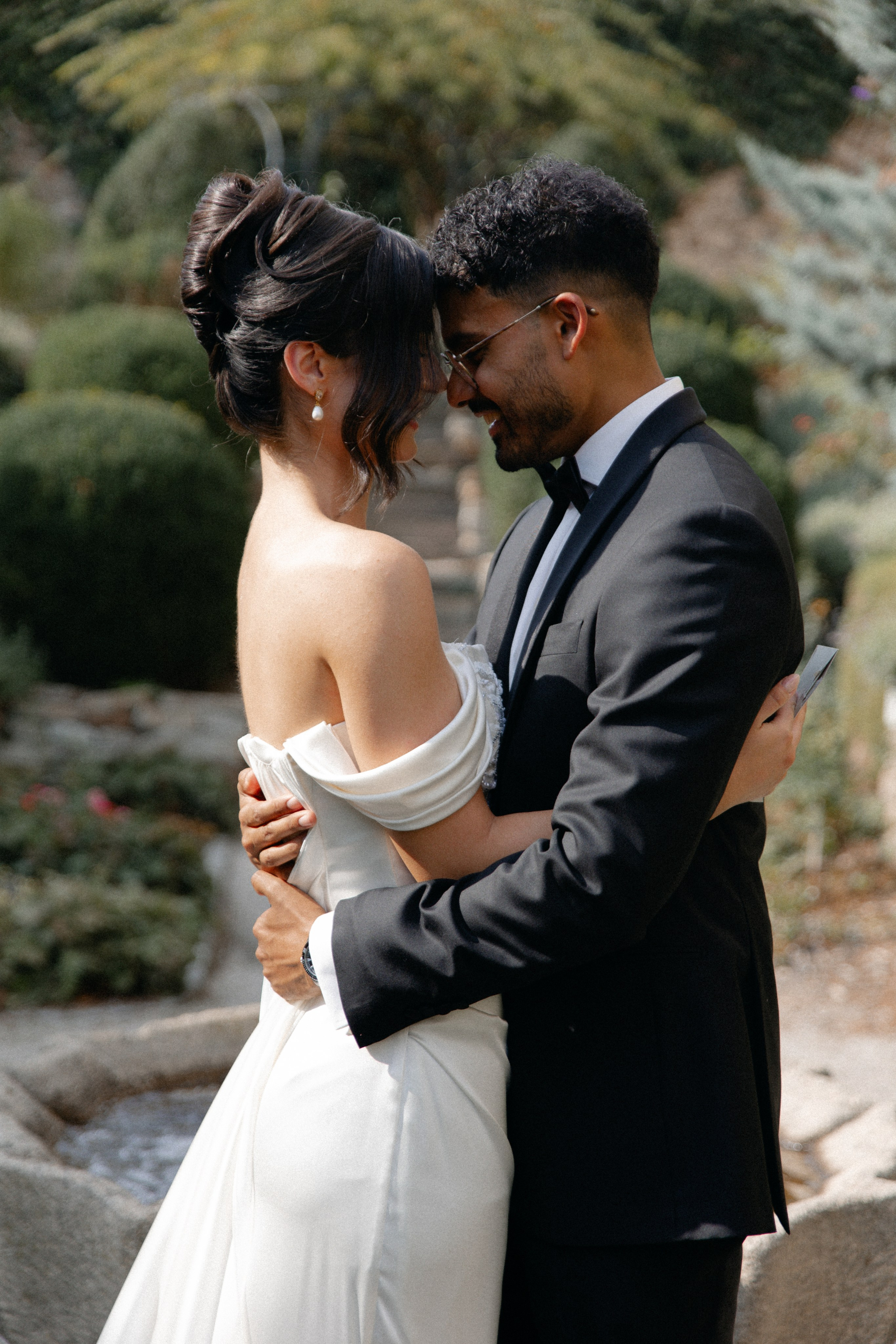 Elegant Castle Wedding in Austria | Alwin & Ruth’s Fairytale Celebration. Wedding photographer and videographer based in Timisoara, Romania