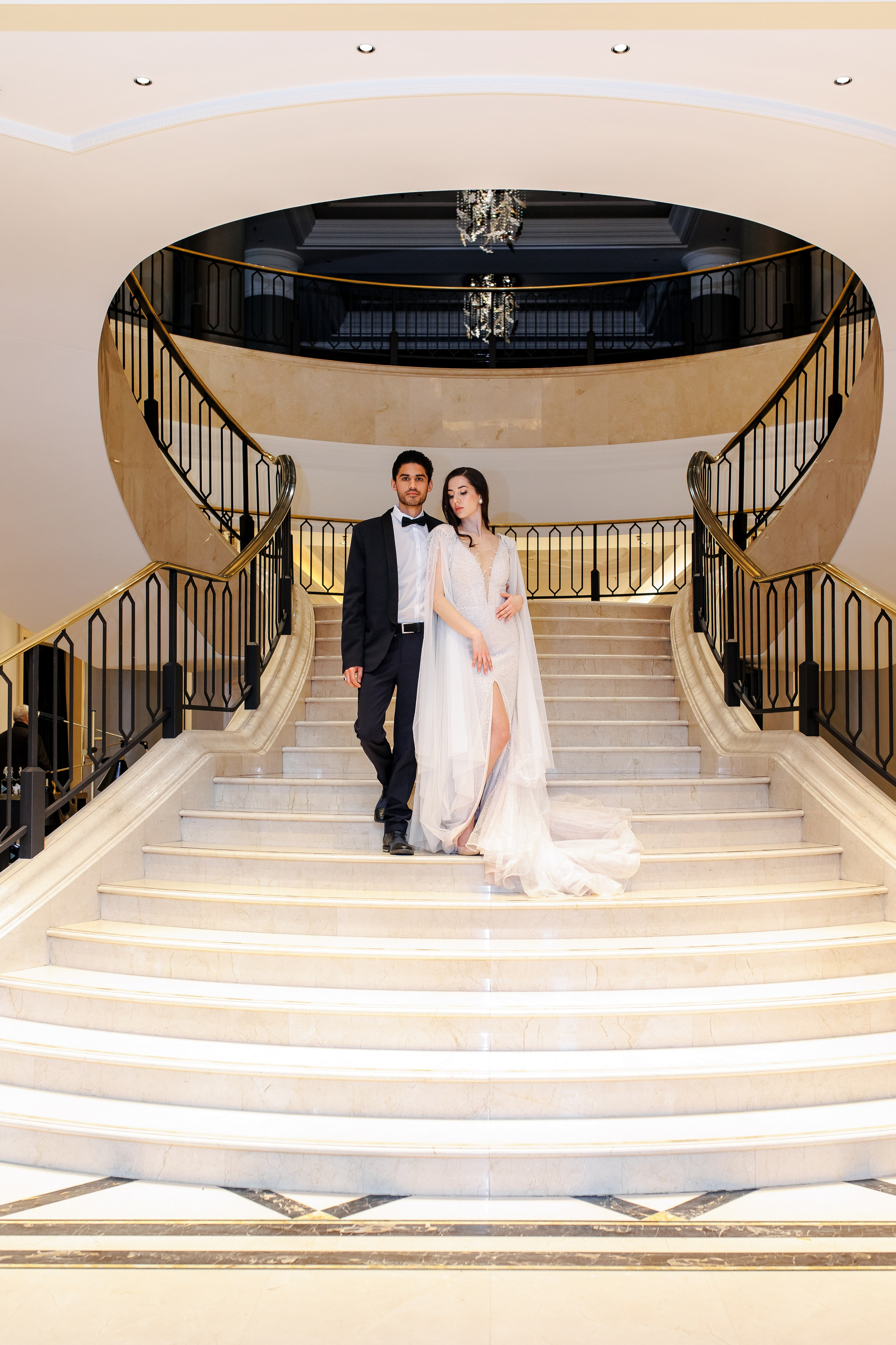 Getting Ready im Ritz Carlton Berlin: Ein zauberhafter Start in den Hochzeitstag. Hochzeitsfotografie in Berlin Nataliia Schütze