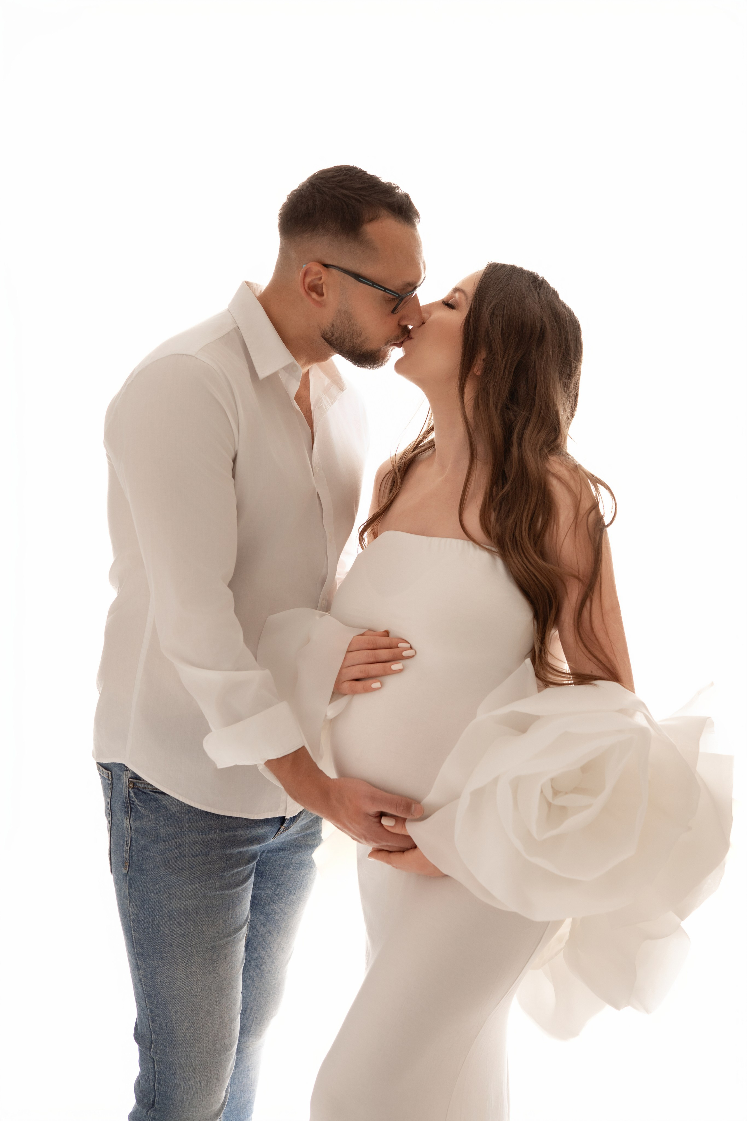 Naturalna, wyjątkowa, delikatna sesja ciążowa w Łodzi. Fotograf Łódź - sesja ciążowa, noworodkowa, dziecięca. Studio w Łodzi