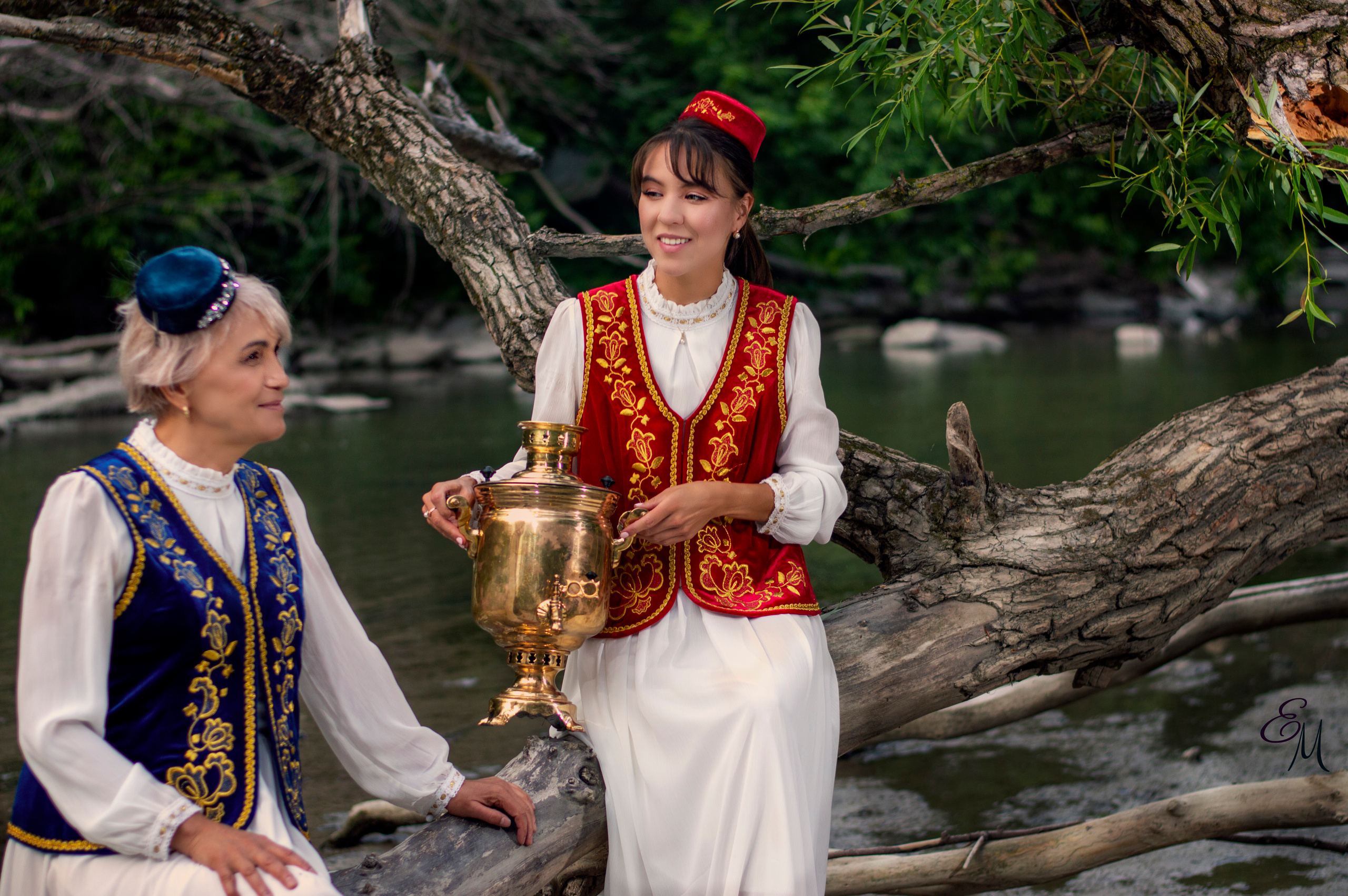 Проект — национальный костюм. Семейный и детский фотограф в Монреале Ewa Molchanovskaya