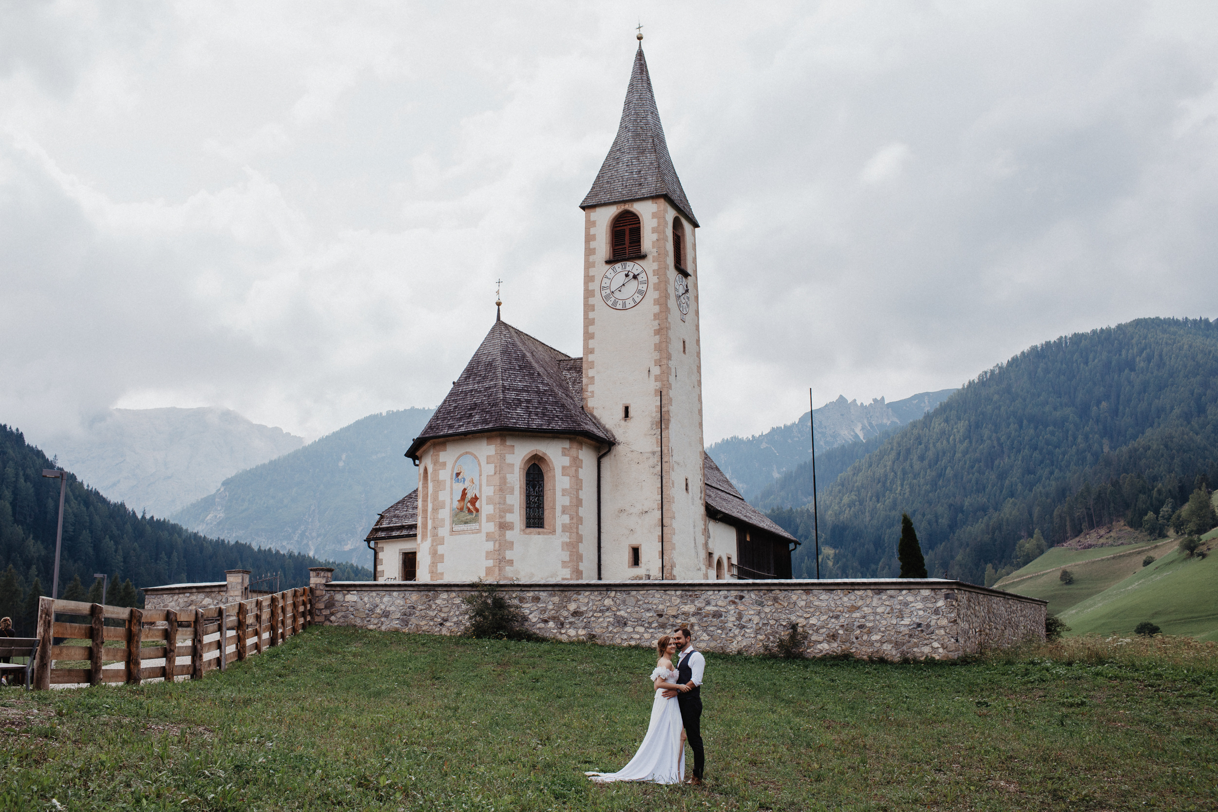elopement in mountains Dolomites