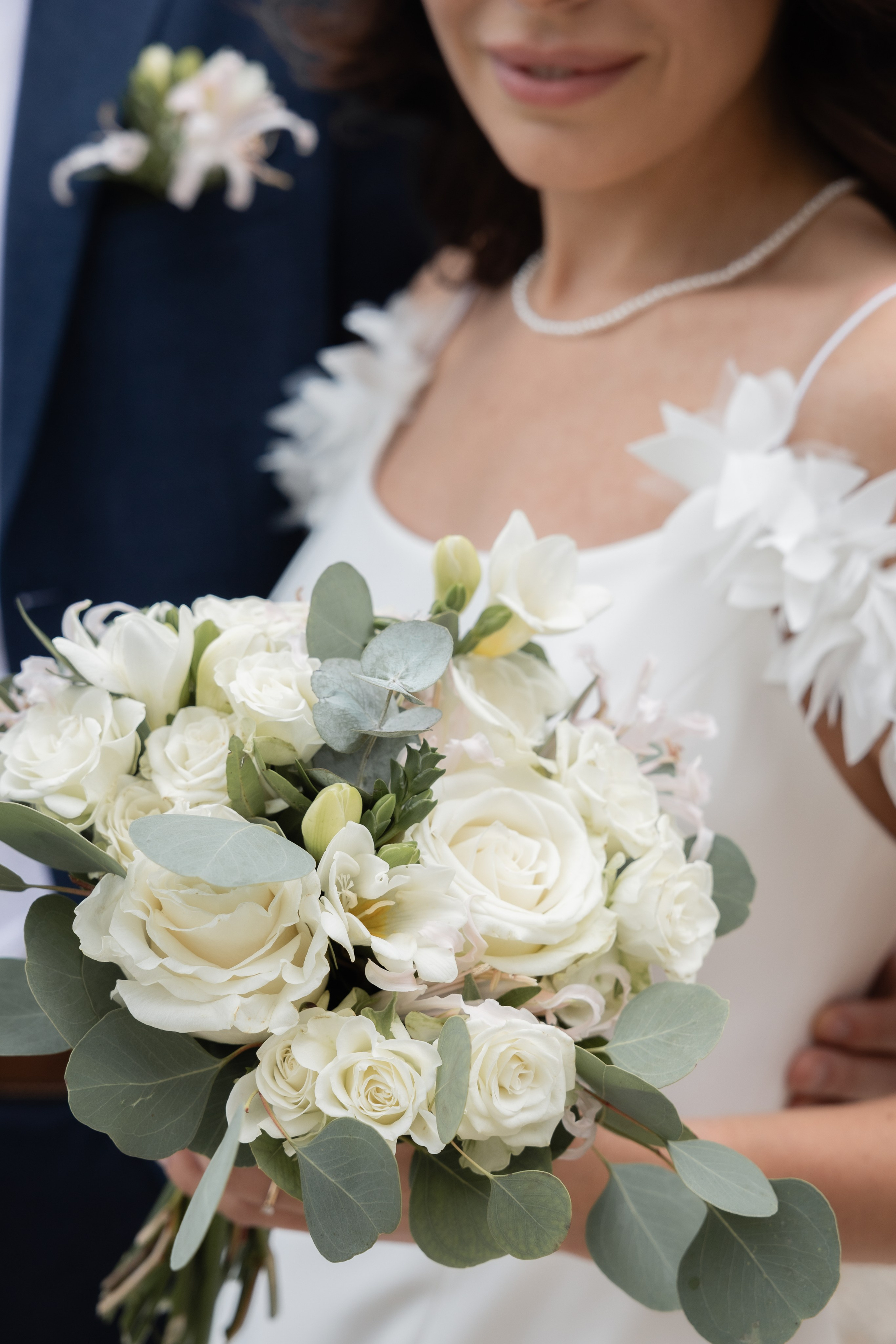 French Chateau Wedding. Elopement at Château de Cénevières. Eugénie Smirnova — your photographer in Toulouse and southwest France