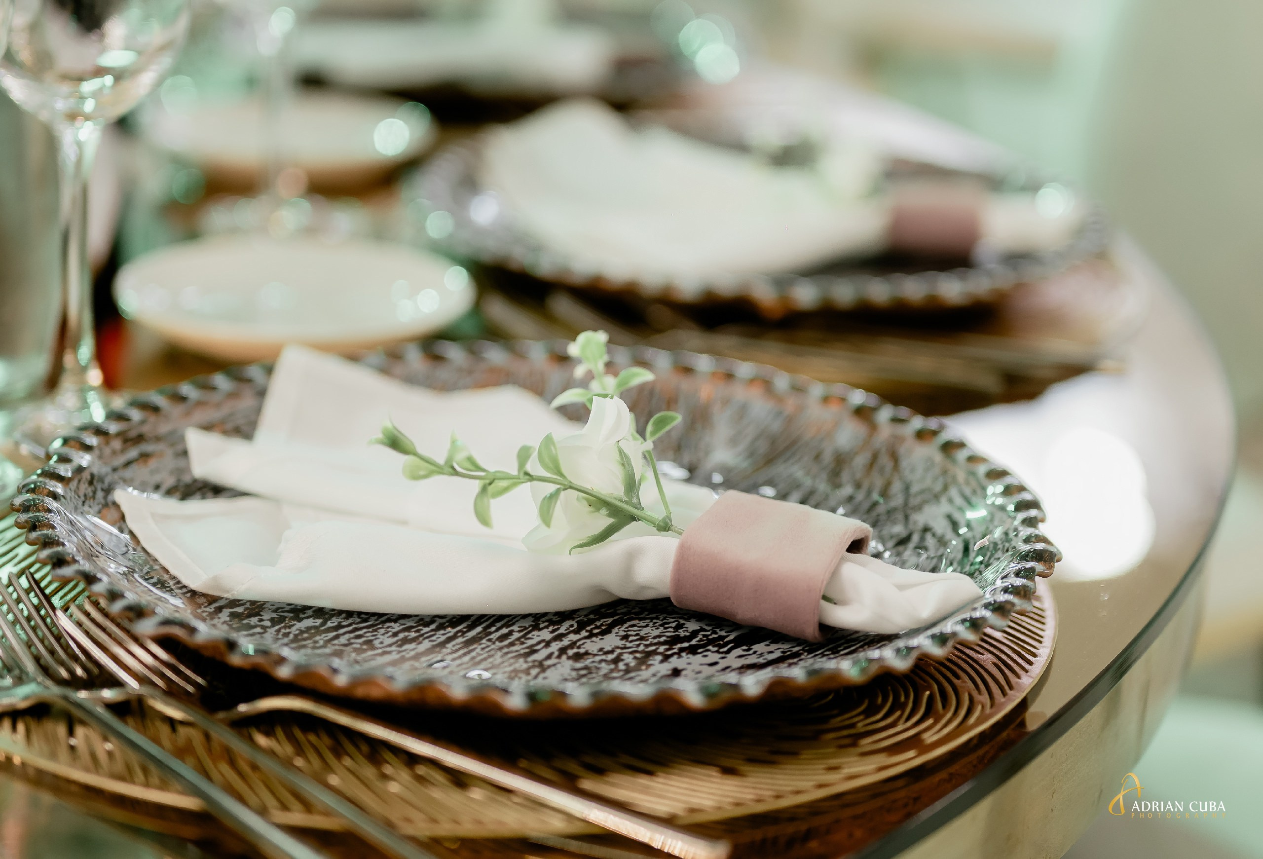 Fotograf nunta Iasi | Adrian Cuba — servicii profesionale de fotografie de nunta