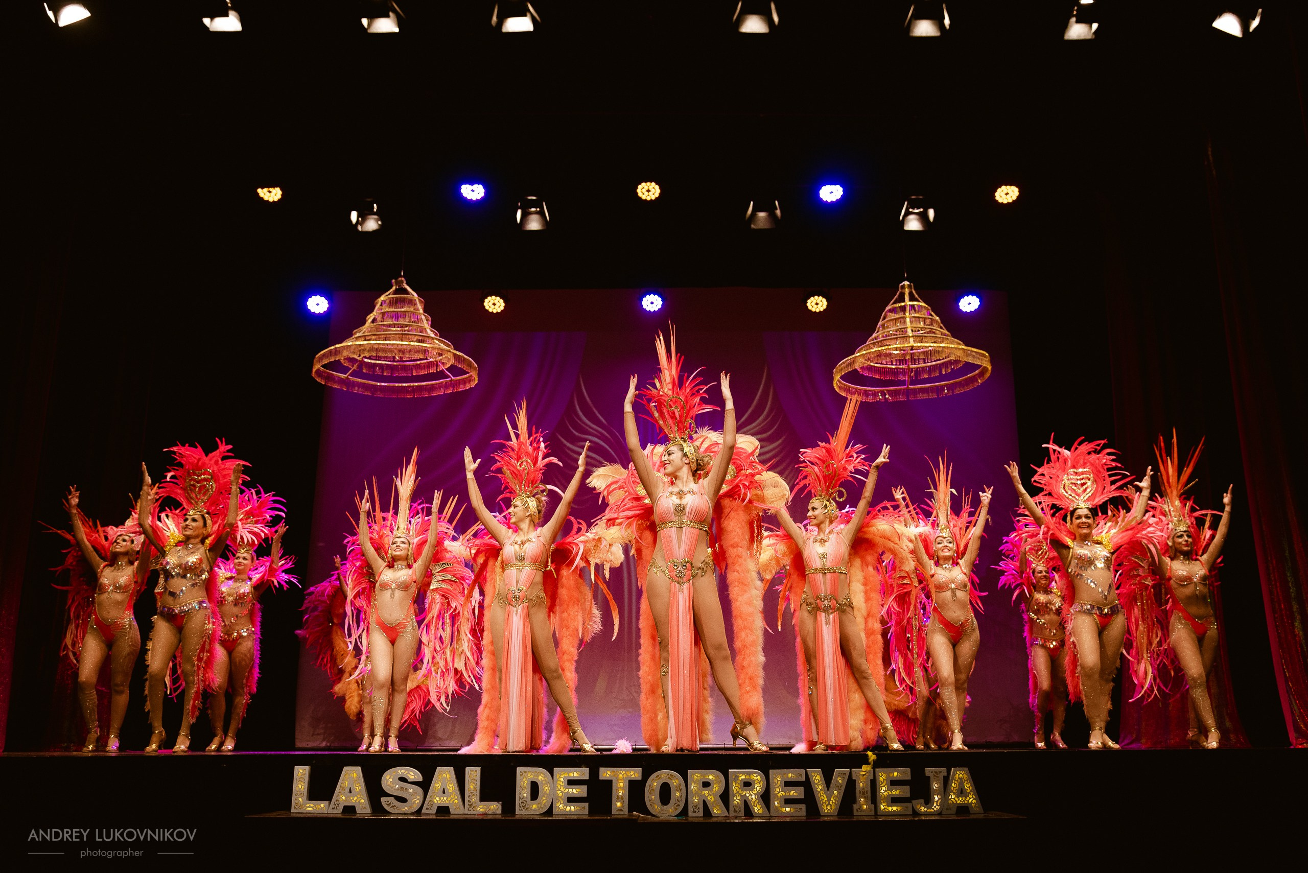 Reportaje fotográfico y rodaje entre bastidores del concierto de La Sal de Torrevieja en España