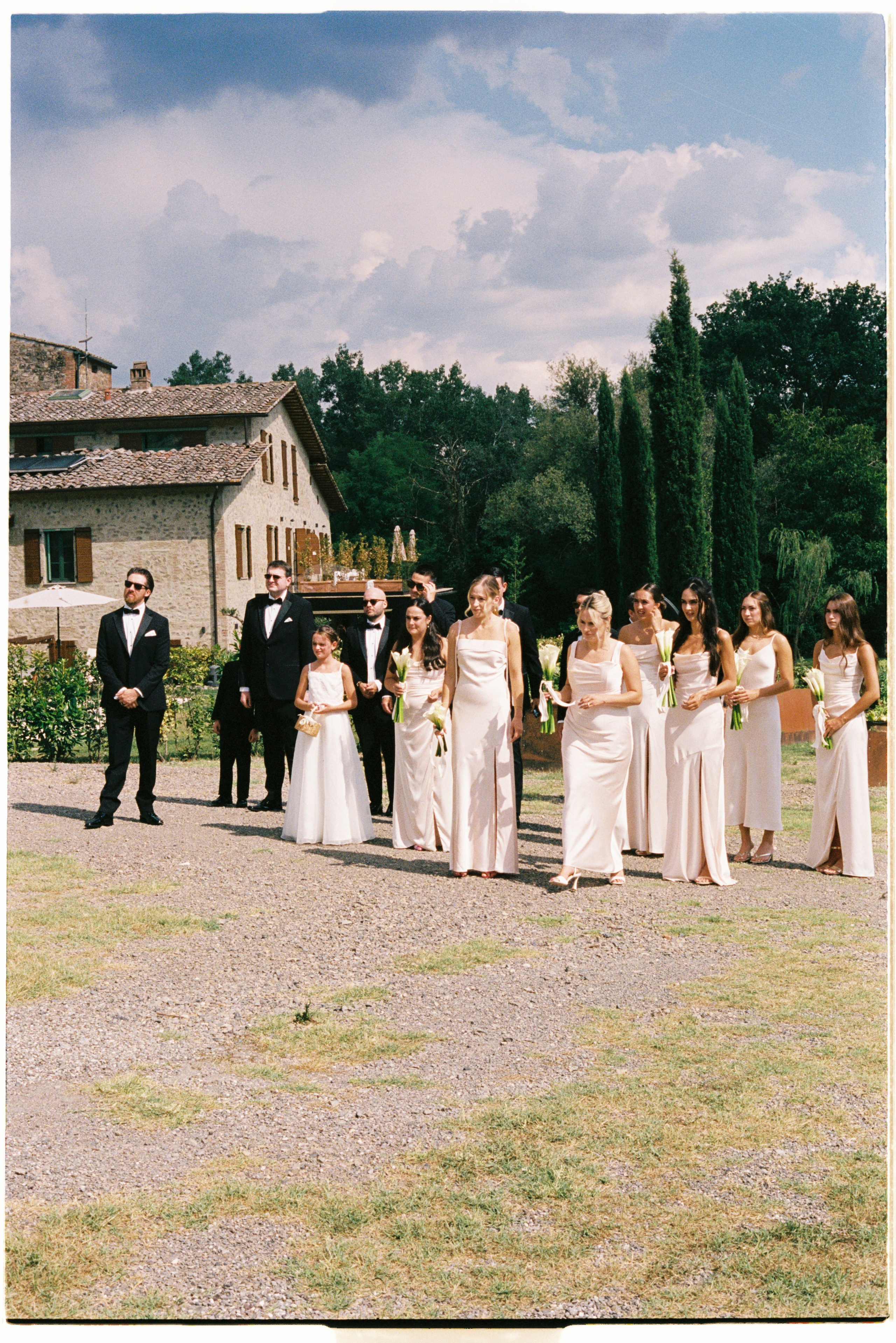 Sara Luca | Digital+Film wedding Photographer | Italy and Europe
