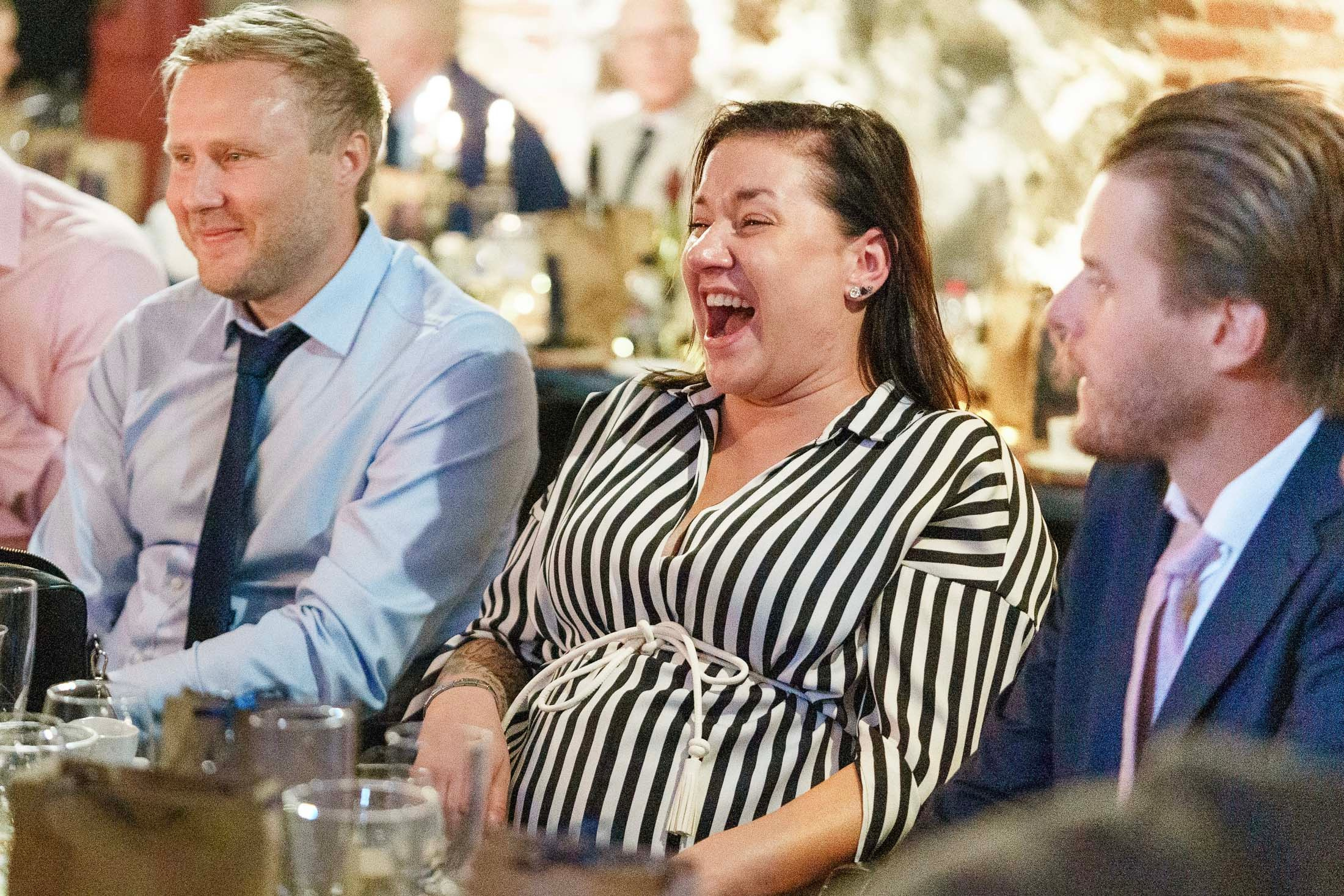 S&J, hääkuvaus Porvoon Tuomiokirkko ja Levinin kellari