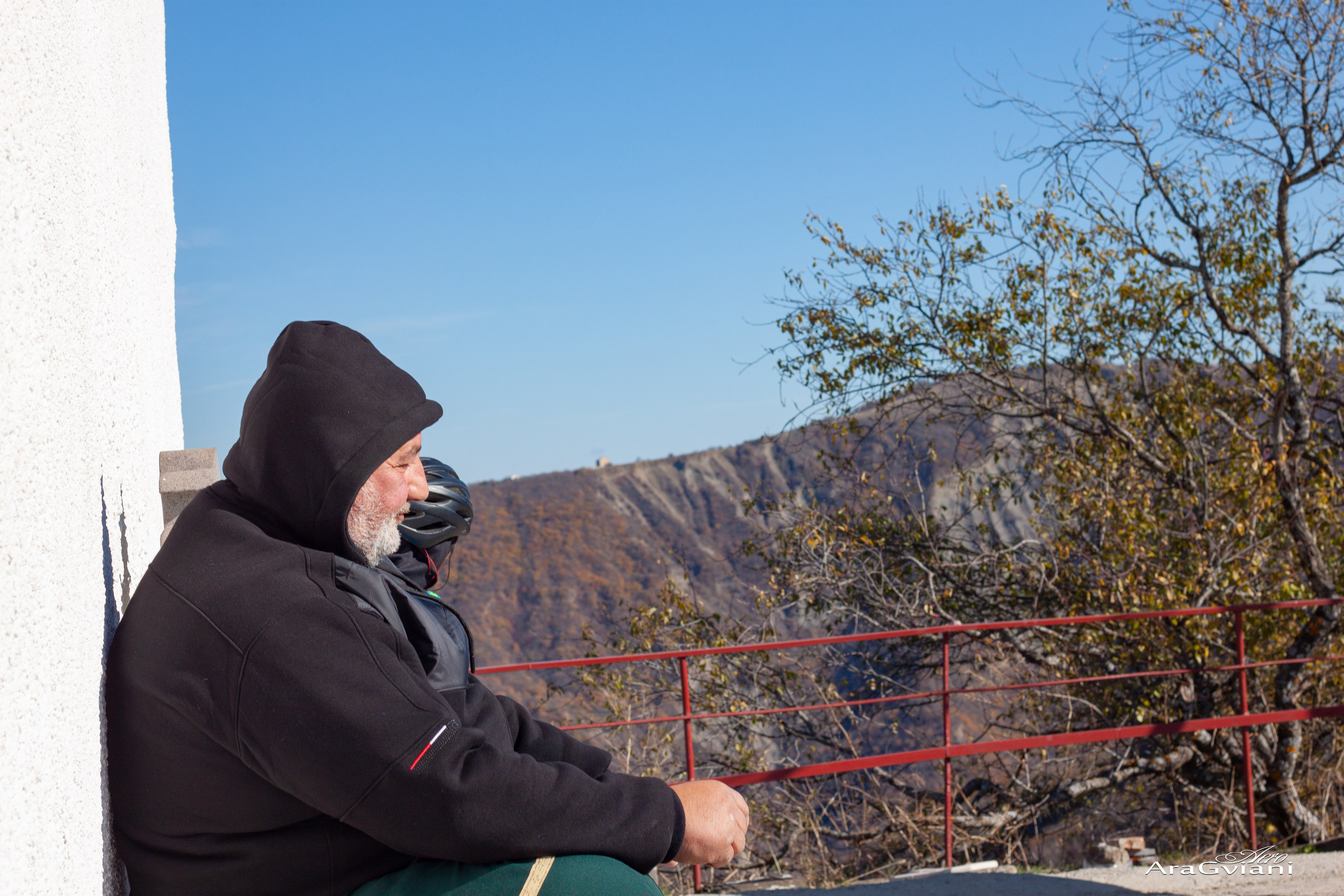 ჰიპოველოს შემოდგომის ველოტური წვერში. FramefreeMan