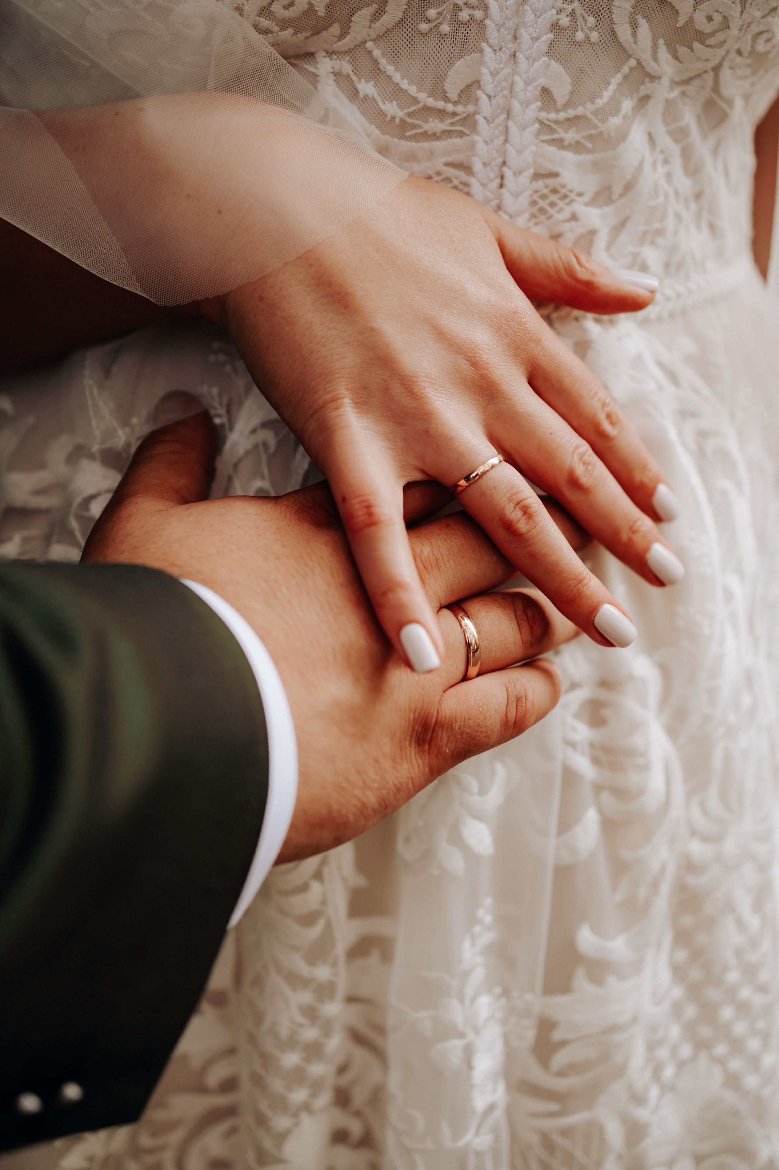 Fotograf ślubny Gdańsk - naturalny reportaż ślubny, sesja narzeczeńska, sesja ślubna, zaręczyny. Zdjęcia pełne dobrych emocji. Fotograf ślubny & lifestyle Gdańsk, Karolina Baczewska