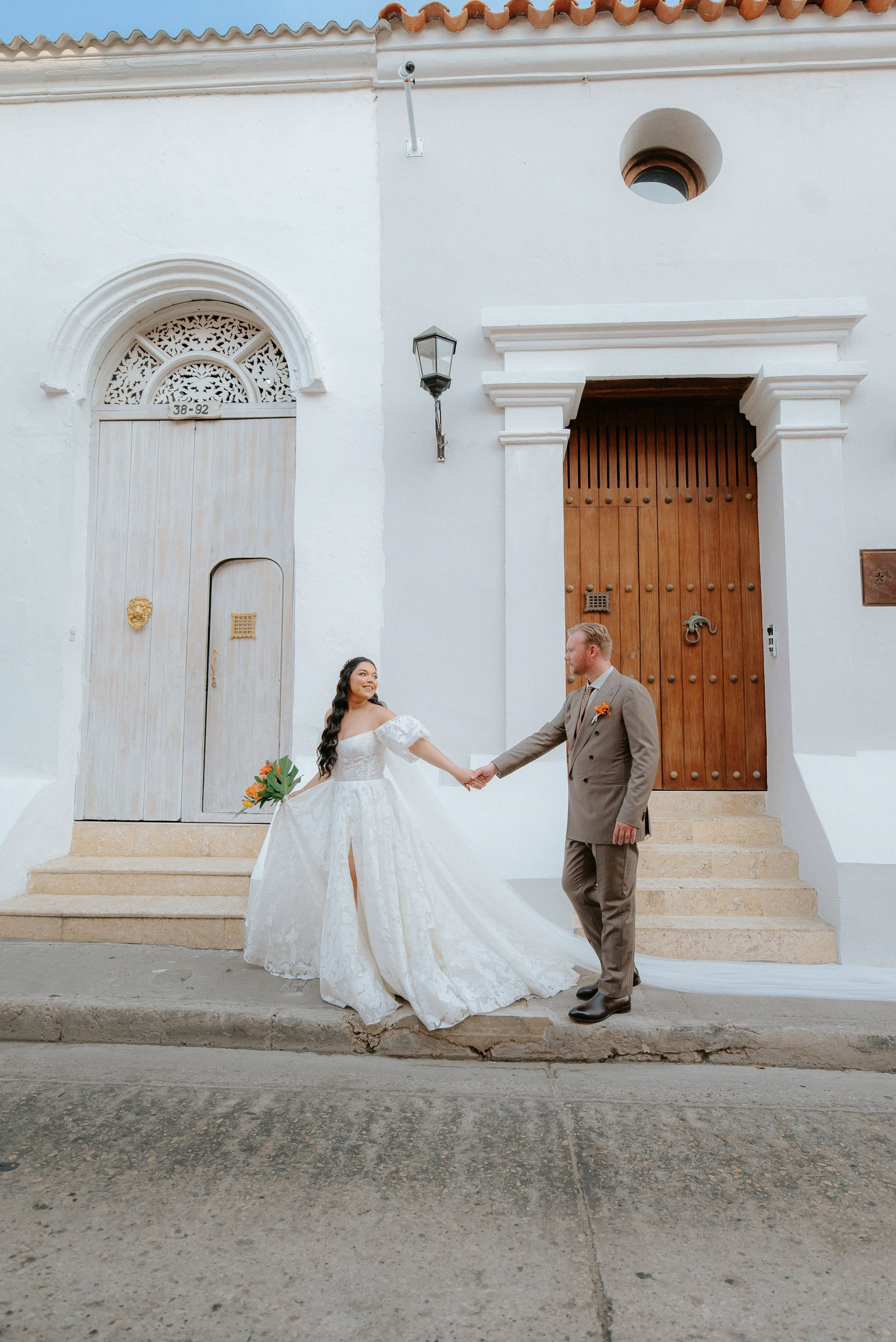 Cindy + Garrett | Destination Wedding Photos in Cartagena 2025 – César Vanegas Photography. César Vanegas Photography | Wedding & Travel Photographer | Cartagena, Colombia