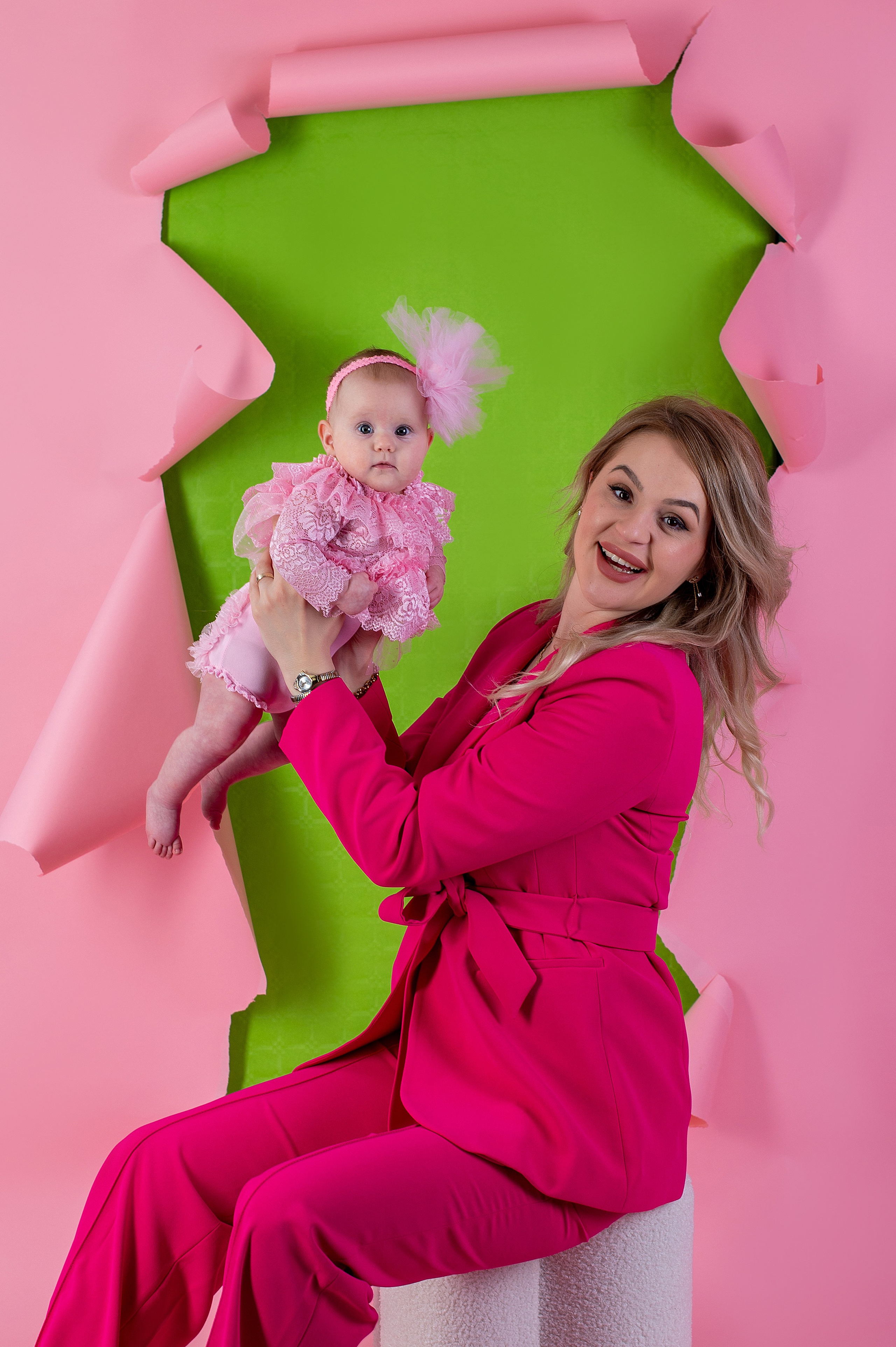 Muttertag Aktion bis 31.5.2025. Newbornfotograf Kinderfotograf Ulm Familienfotograf Anastasia Neu-Ulm