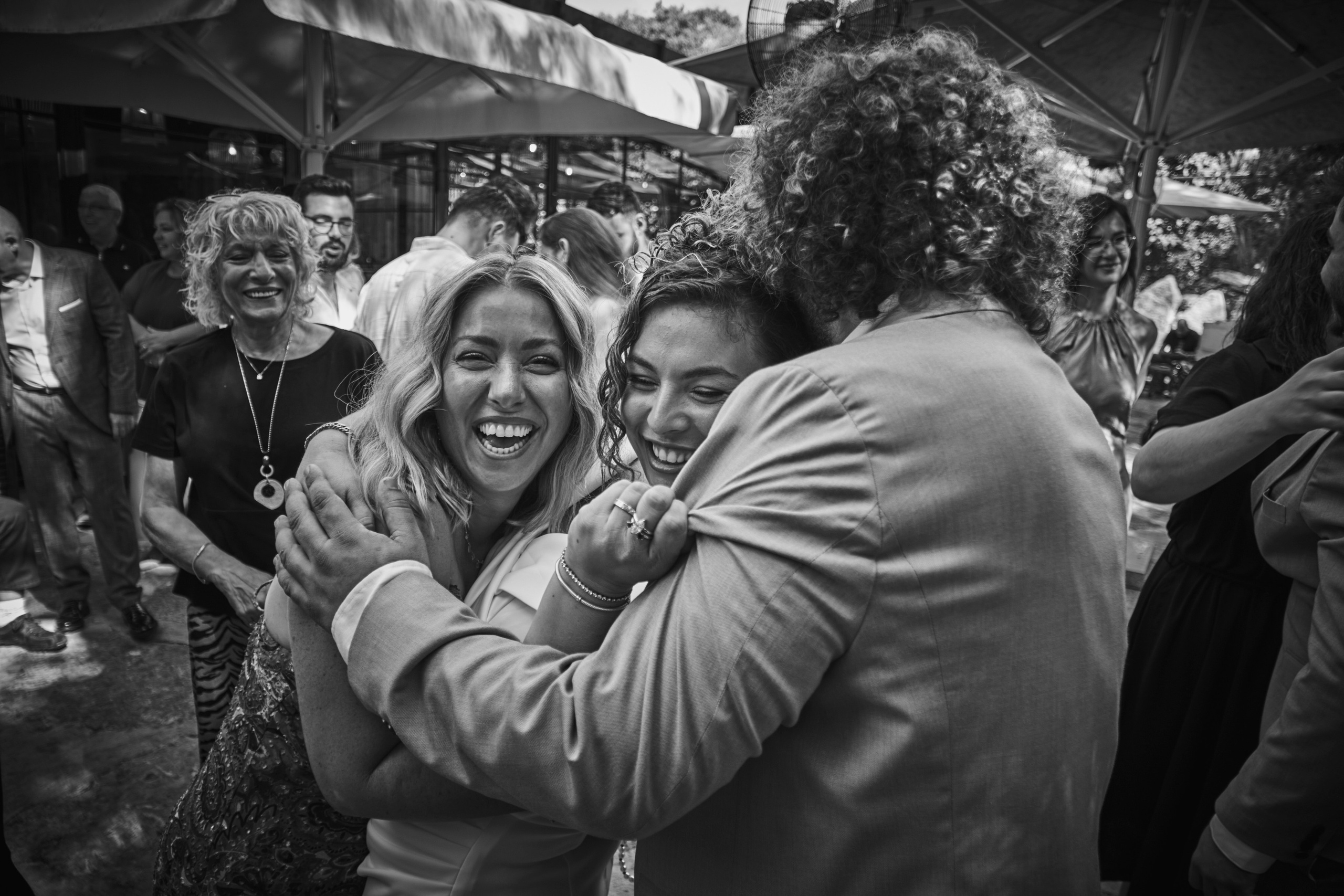 Middle East Photo Agency — Photography & Event Magnets — סוכנות צילום והדפסת מגנטים לאירועים