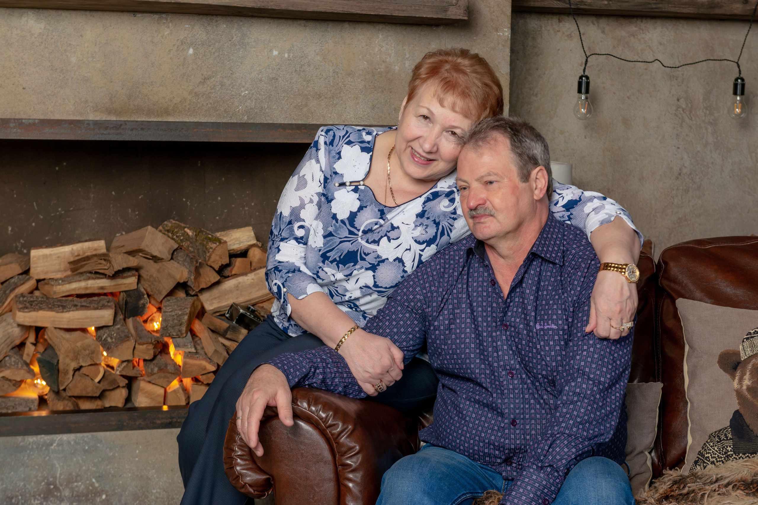 Photosession of a married couple in the studio. FOTÓGRAFO MÉXICO QUINTANA ROO