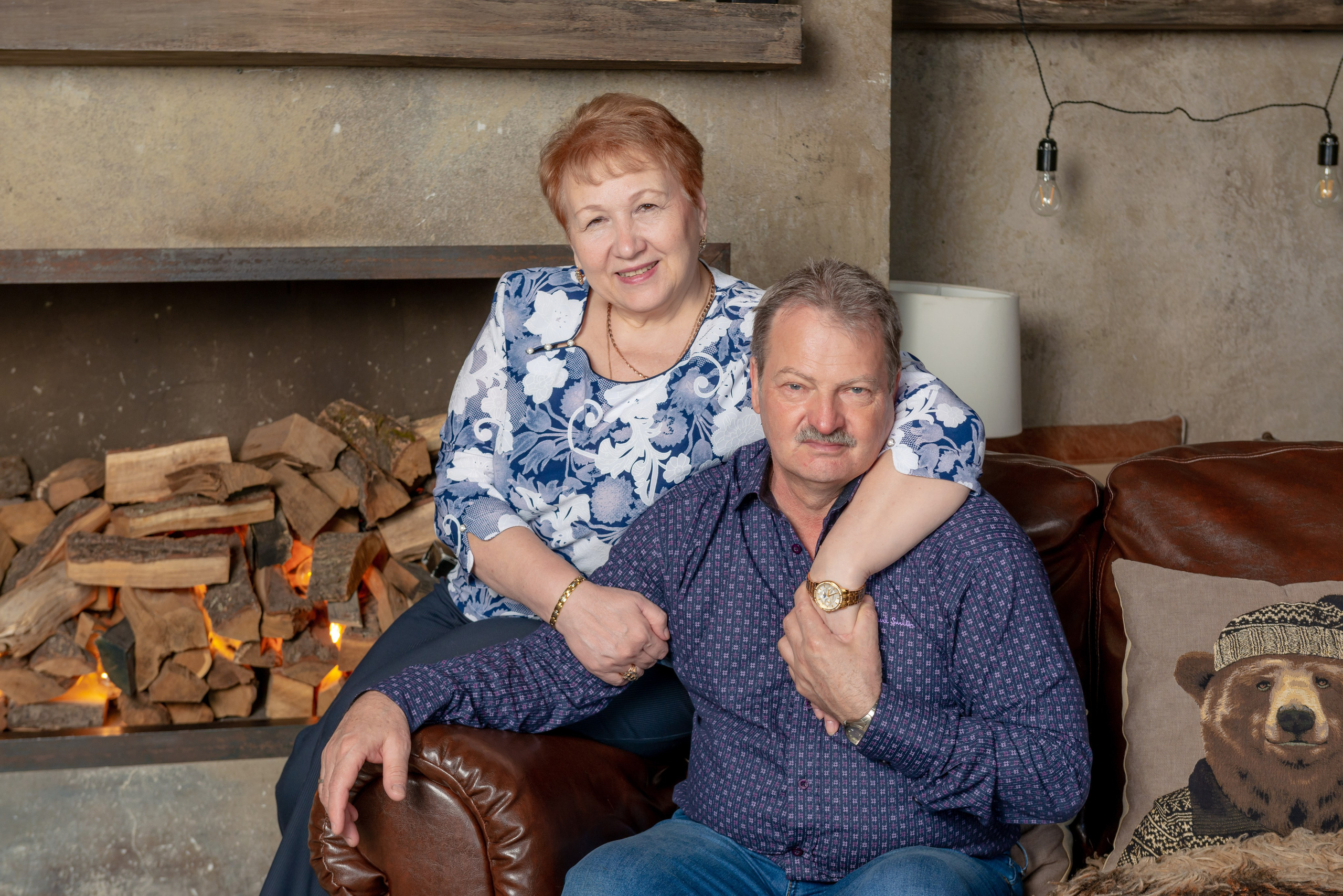Photosession of a married couple in the studio. FOTÓGRAFO MÉXICO QUINTANA ROO
