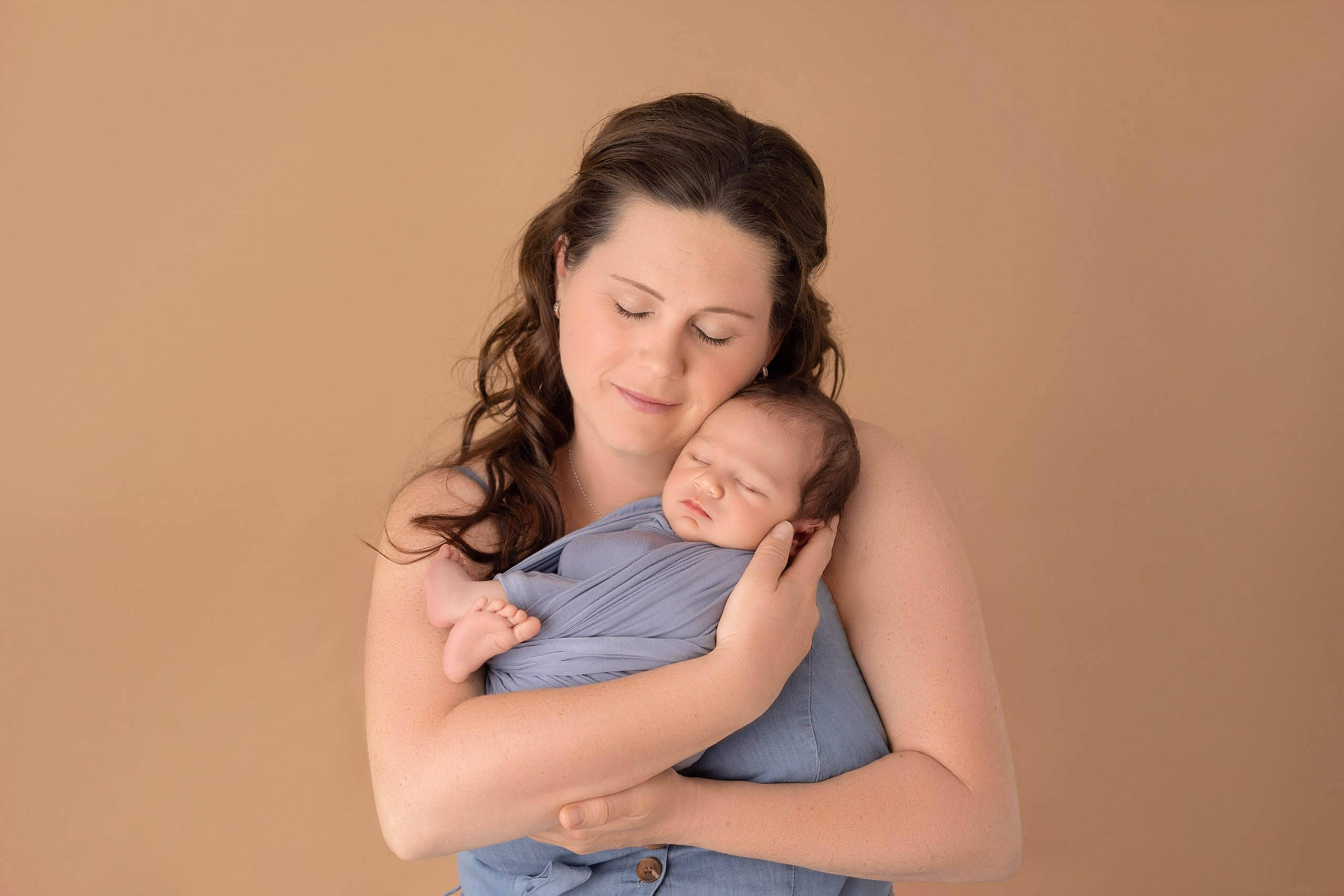Sydney newborn photography sTudio. Hills District baby photographer