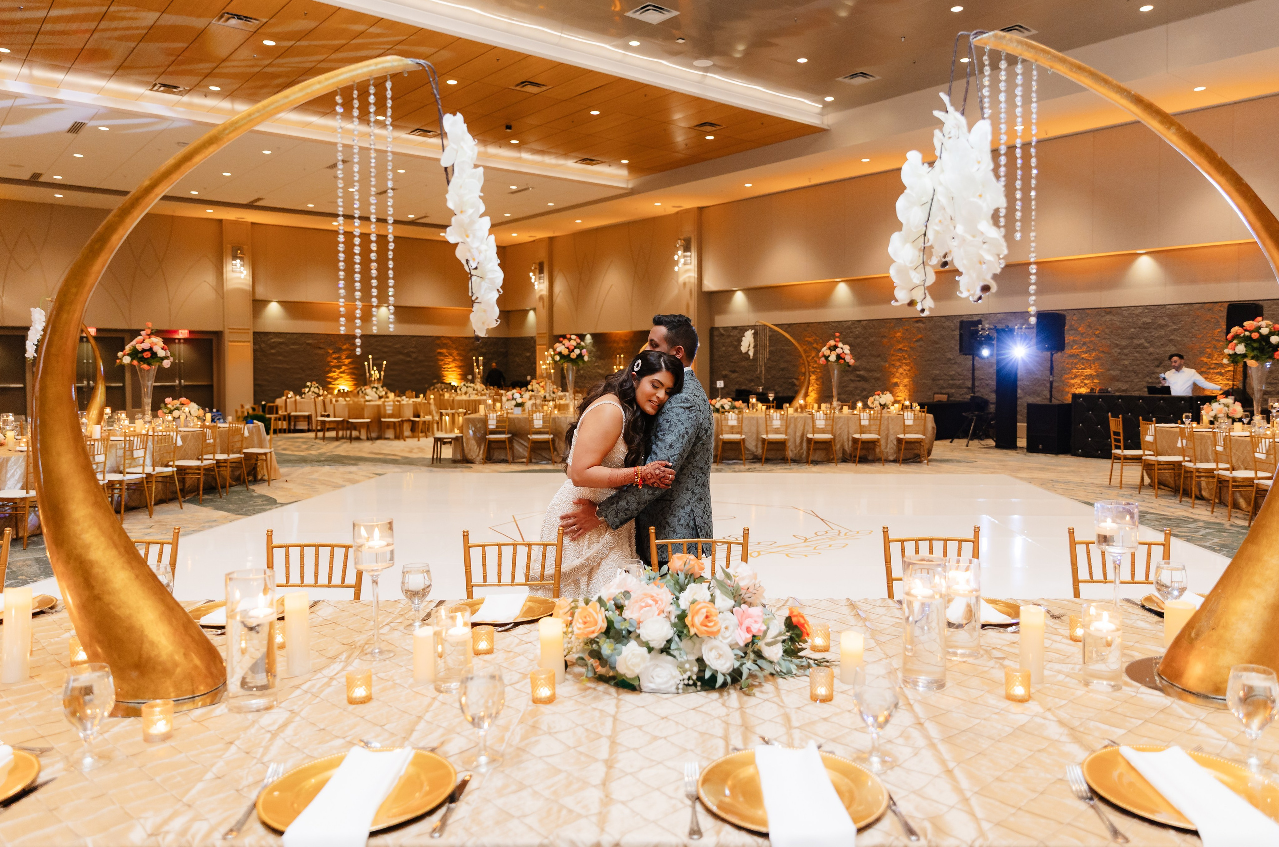 A Sacred Hindu Celebration of Love, Ritual, and Tradition. YES I DO PRODUCTION — Wedding photography&videography