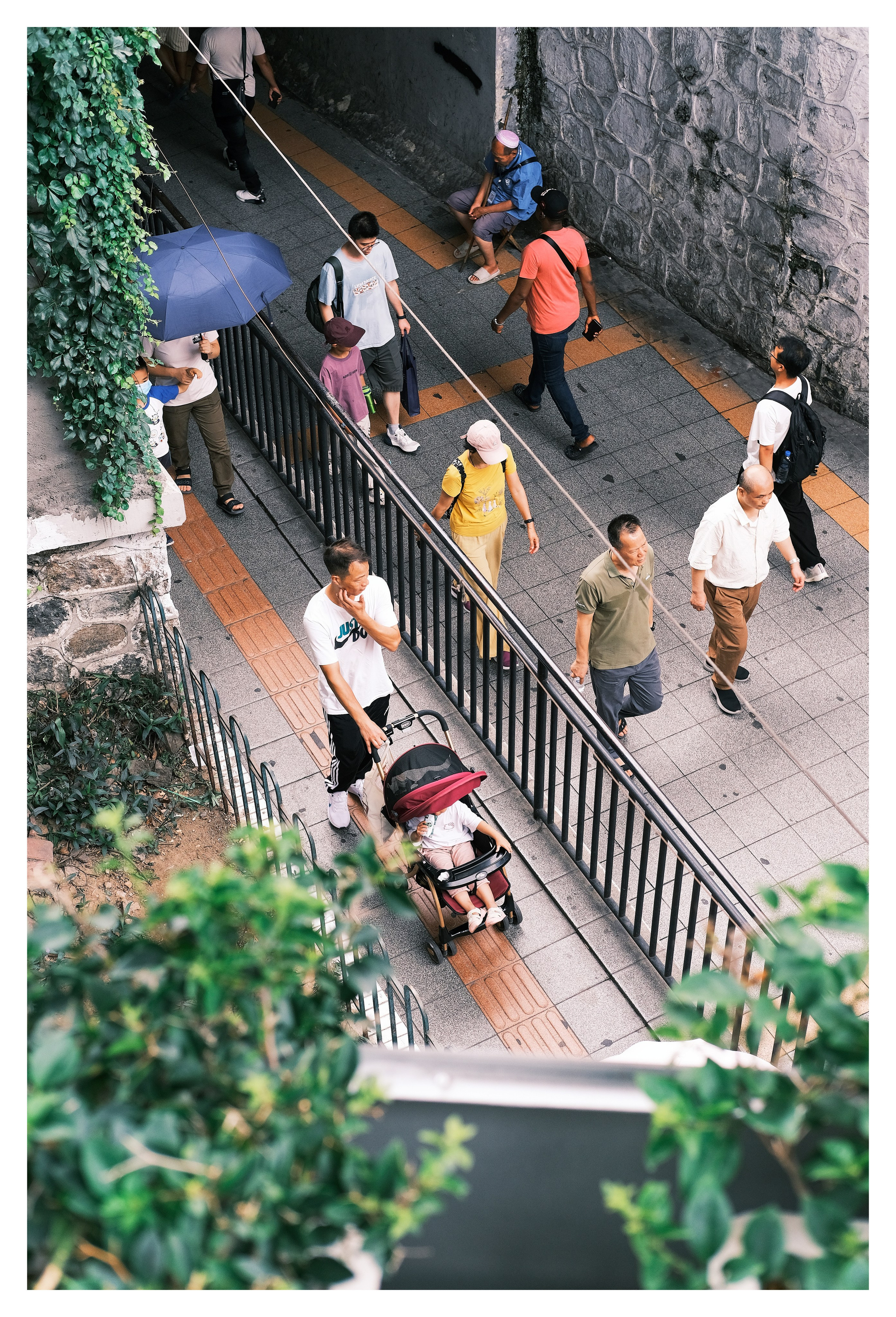 Guangzhou Street Photography | Guangzhou City Photos | 广州. 中国街头摄影 | The Streets of China Through My Eyes | 深圳