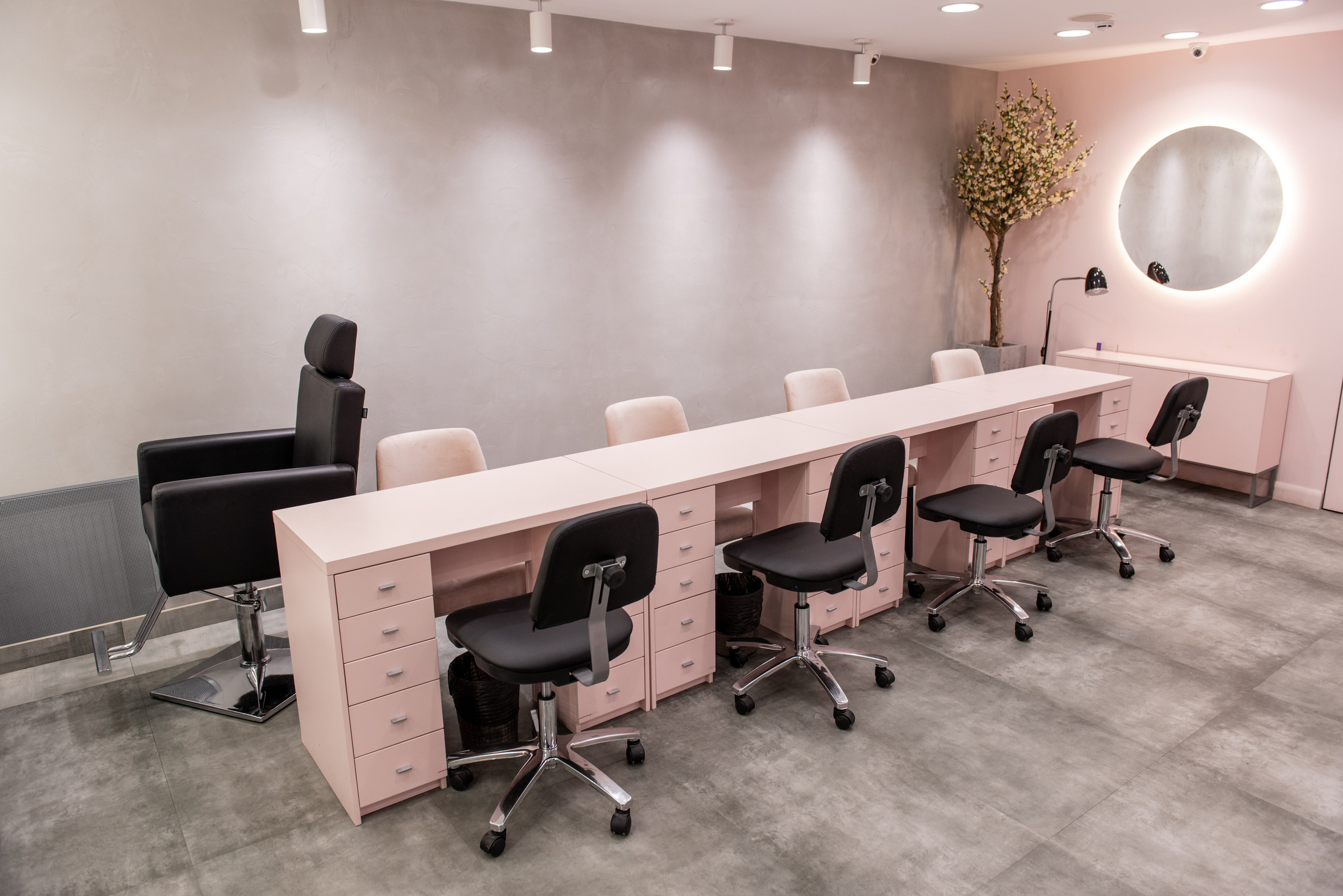 Манюкирный салон Nail Москвичка. ФОТОГРАФ МЕКСИКА КИНТАНА-РОО