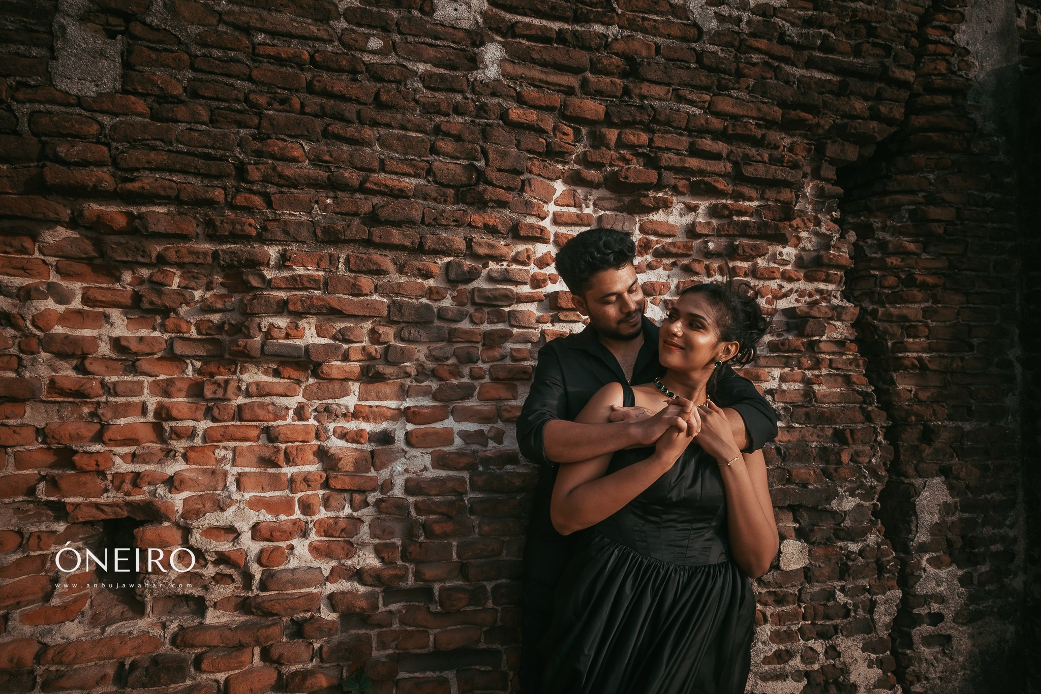 Pre wedding photography: Doric Bungalow in Arippu, Mannar, Sri Lanka
