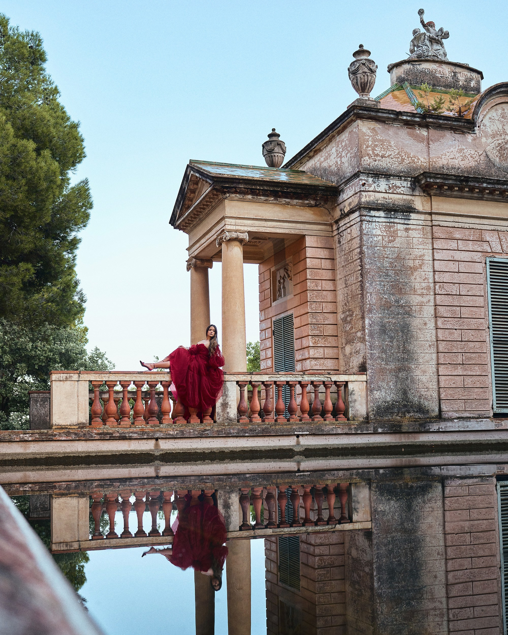 Fotógrafo de Quinceañeras en Barcelona | Sesión de 15 Años con Vestidos Únicos en Lugares Icónicos