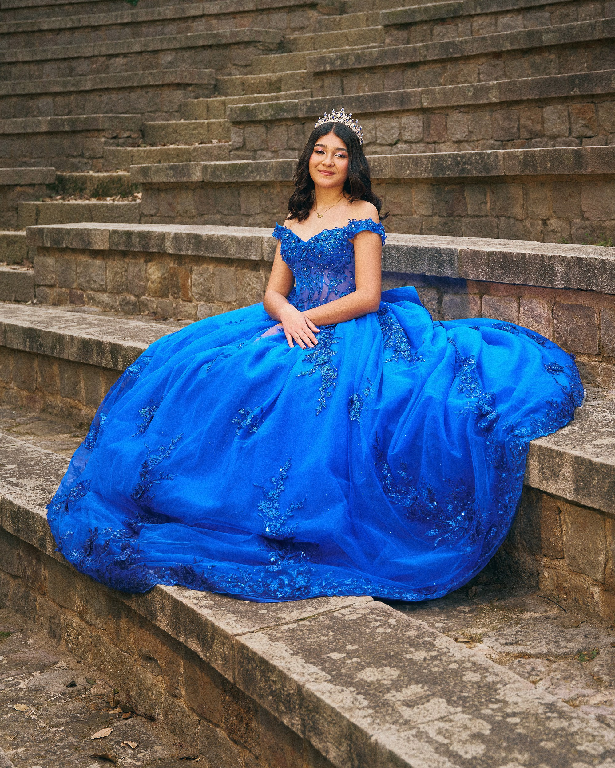 Fotógrafo de Quinceañeras en Barcelona | Sesión de 15 Años con Vestidos Únicos en Lugares Icónicos