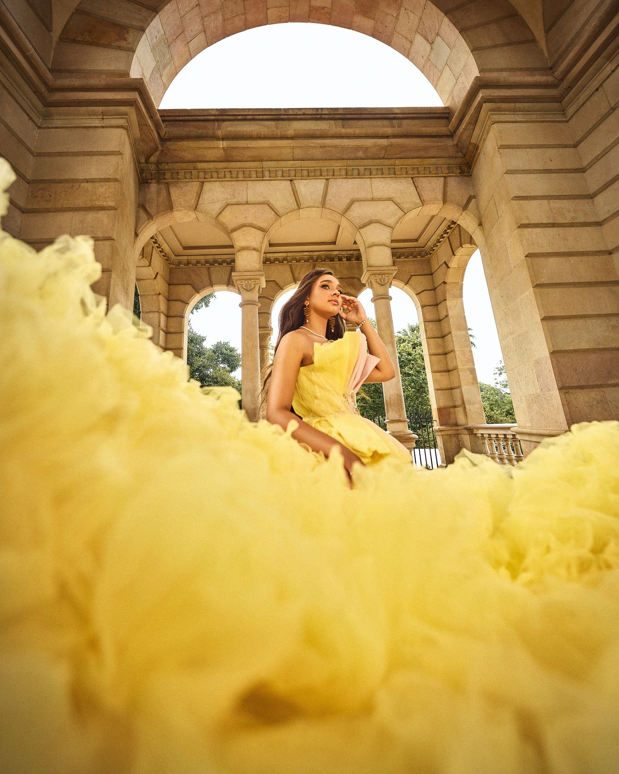 Fotógrafo de Quinceañeras en Barcelona | Sesión de 15 Años con Vestidos Únicos en Lugares Icónicos