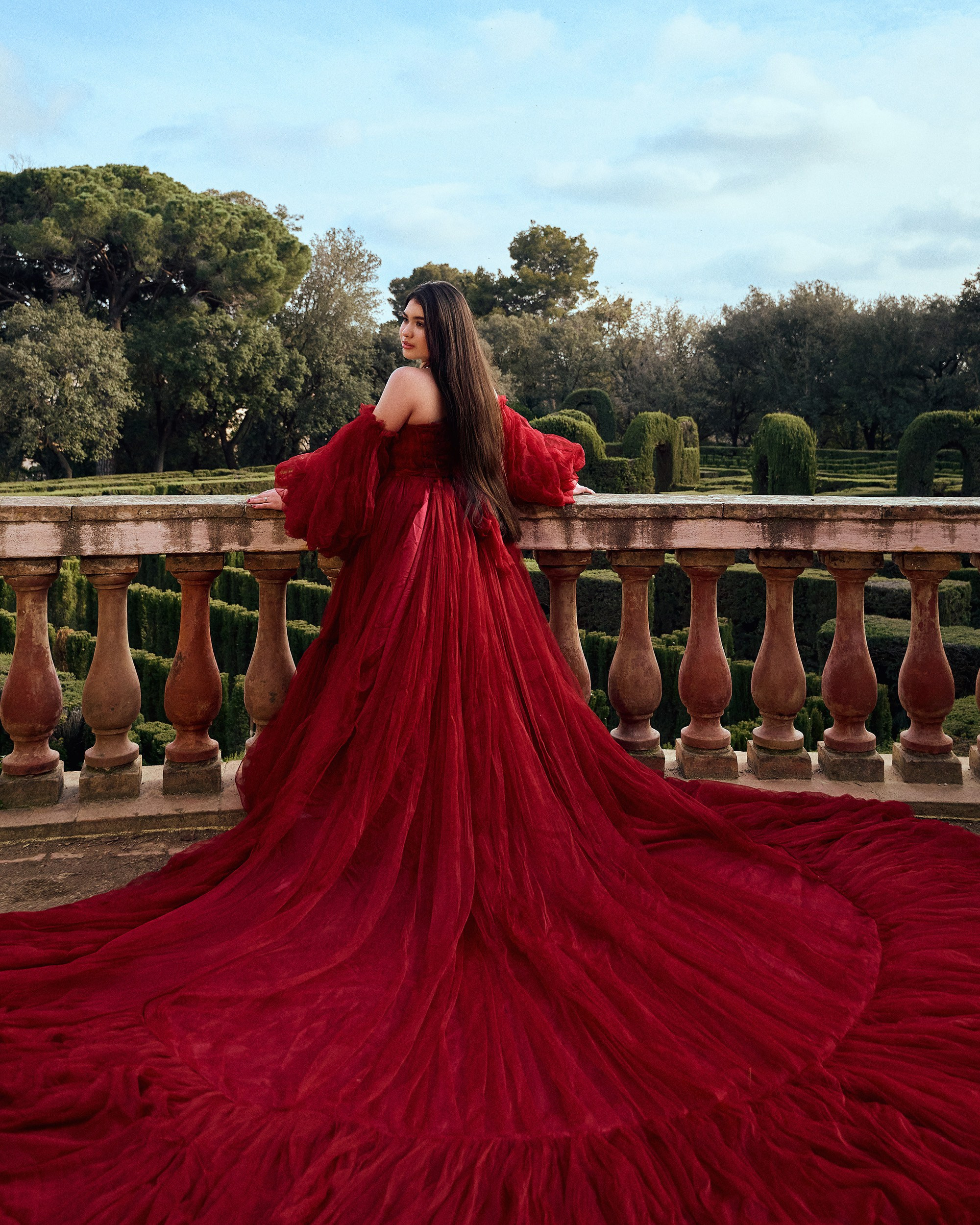 Fotógrafo de Quinceañeras en Barcelona | Sesión de 15 Años con Vestidos Únicos en Lugares Icónicos