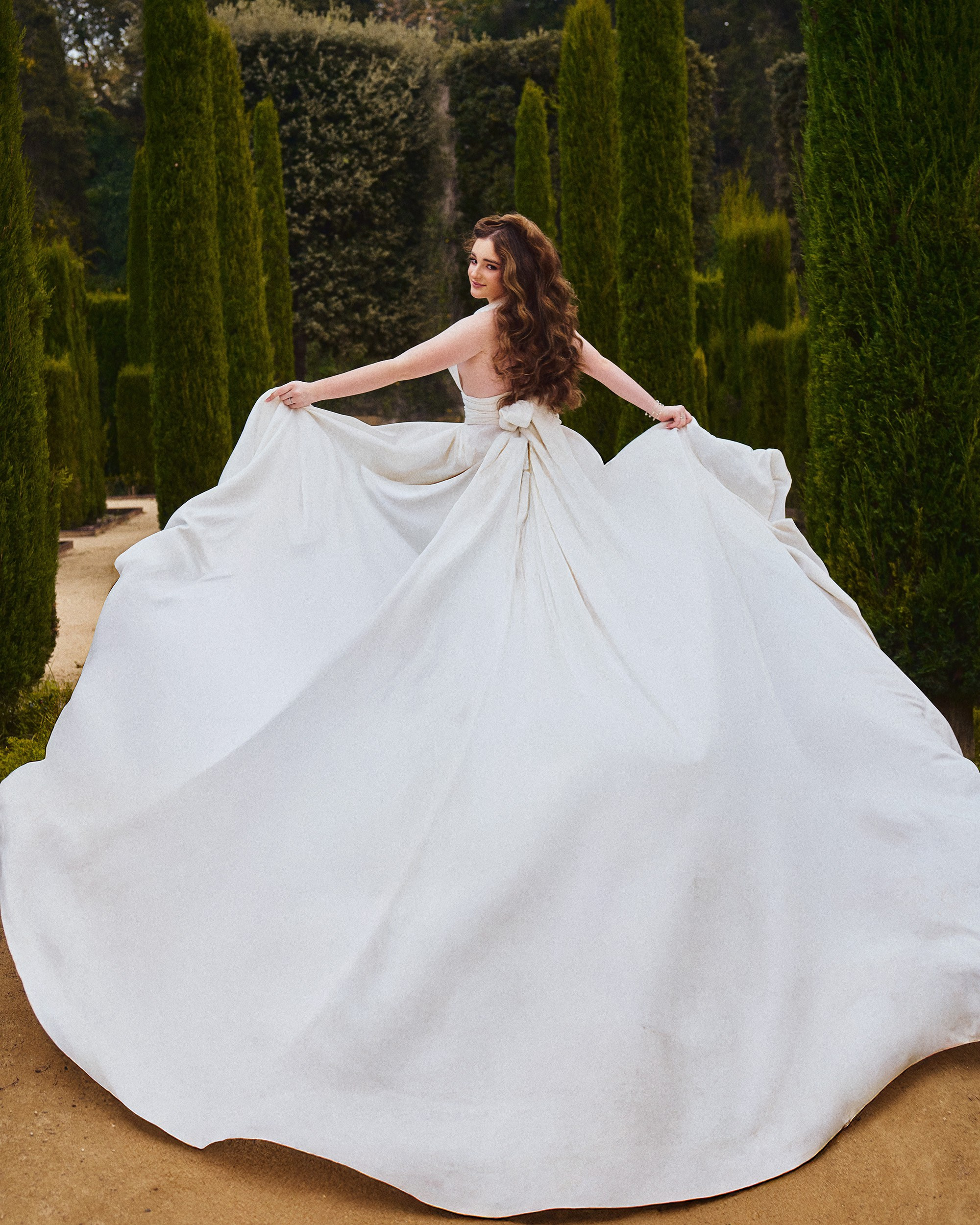 Fotógrafo de Quinceañeras en Barcelona | Sesión de 15 Años con Vestidos Únicos en Lugares Icónicos