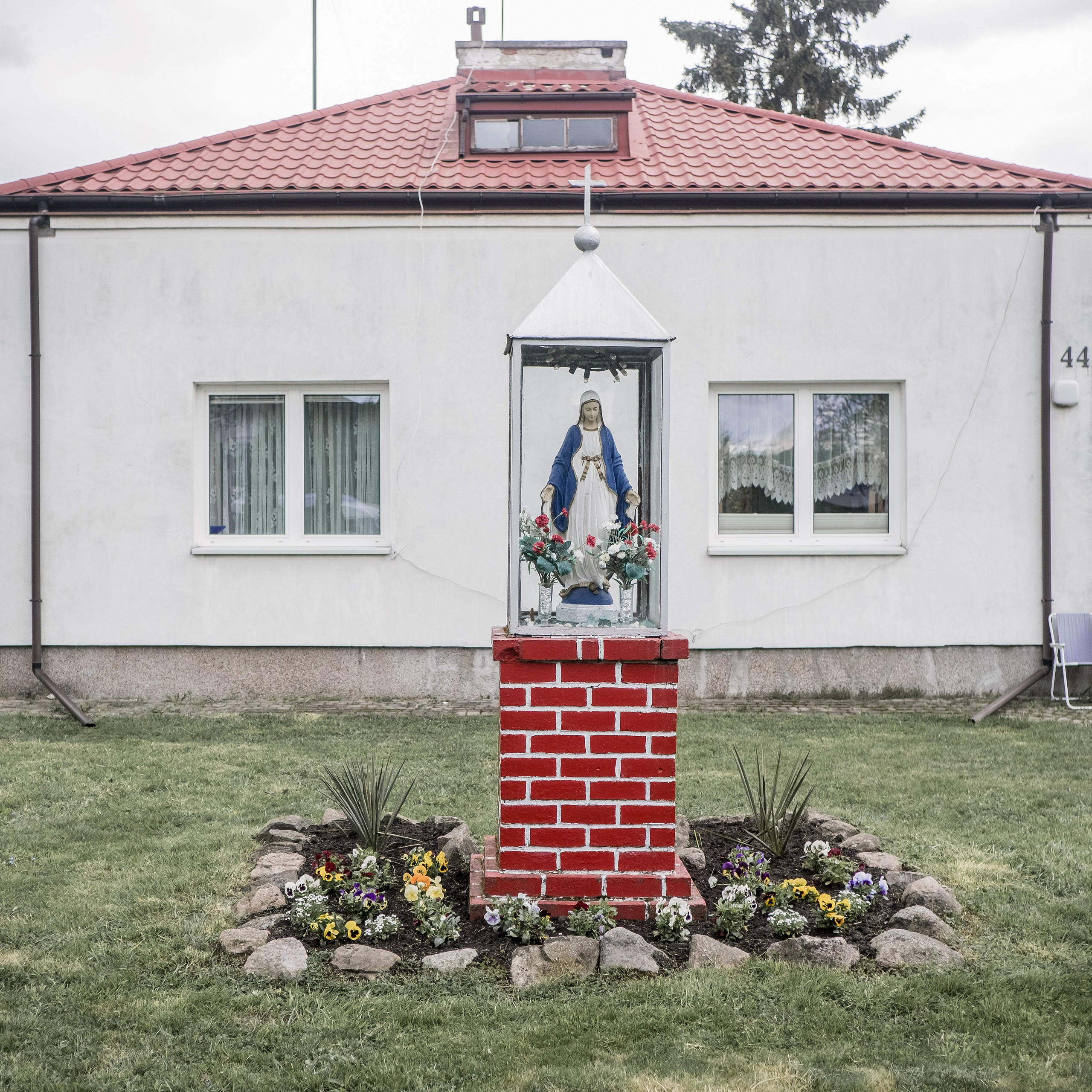 Kapliczki Warszawskie. Photographer Anastasiya Dubrovina