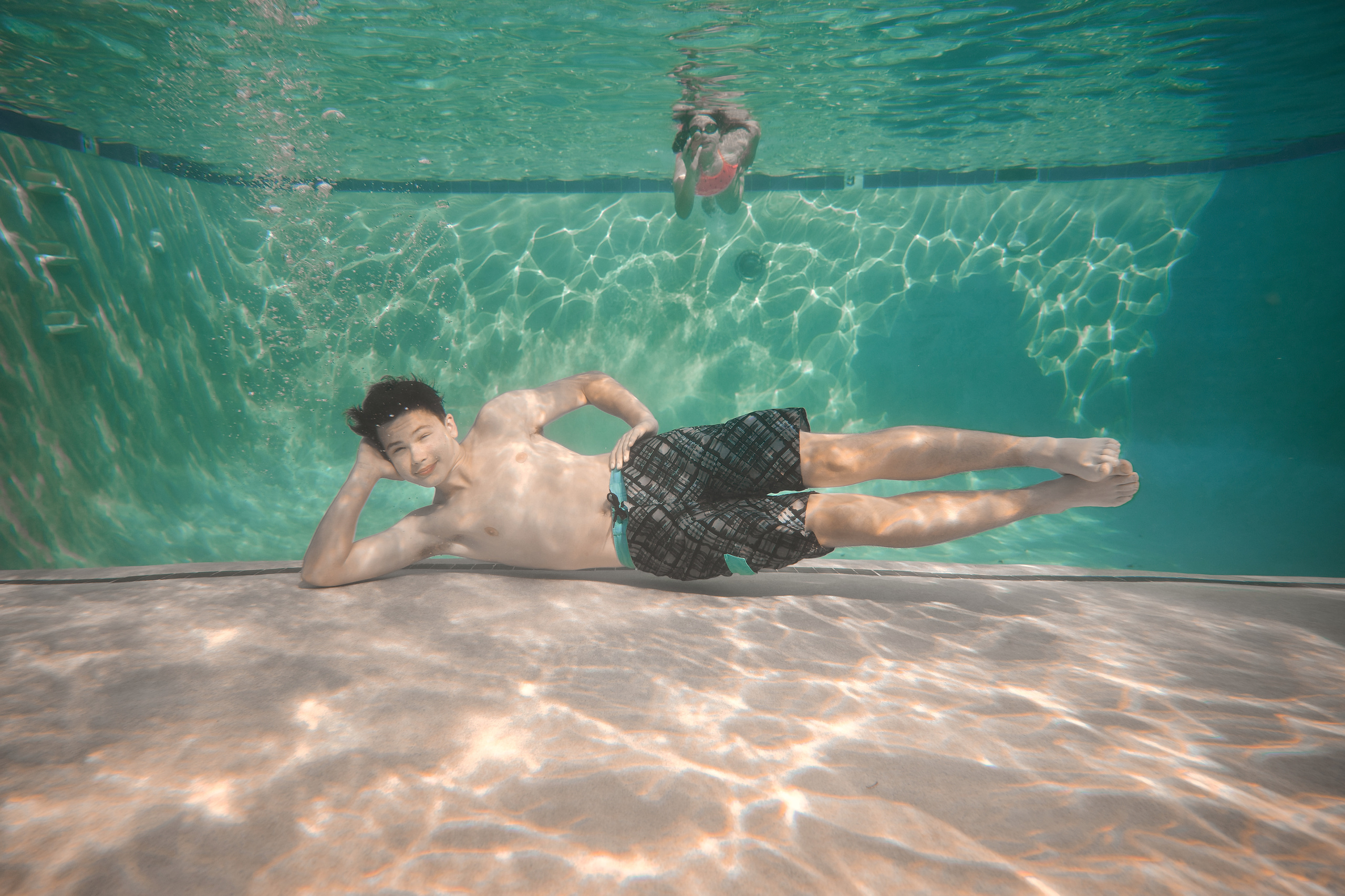 Olga’s Family Underwater Shoot. Family and Sports photographer in Cary Raleigh NC North Carolina