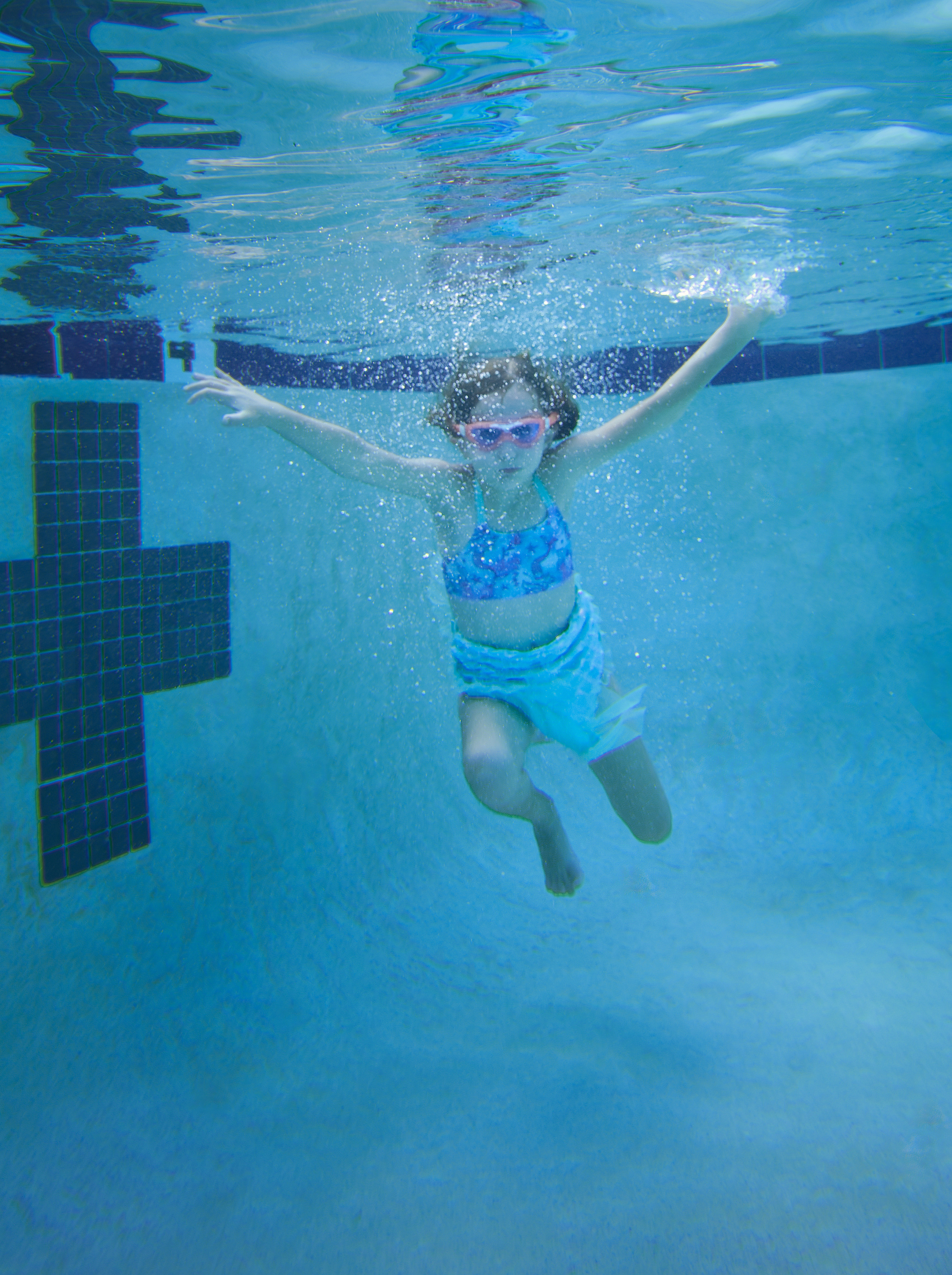 Kristina’s Underwater Shoot. Family and Sports photographer in Cary Raleigh NC North Carolina