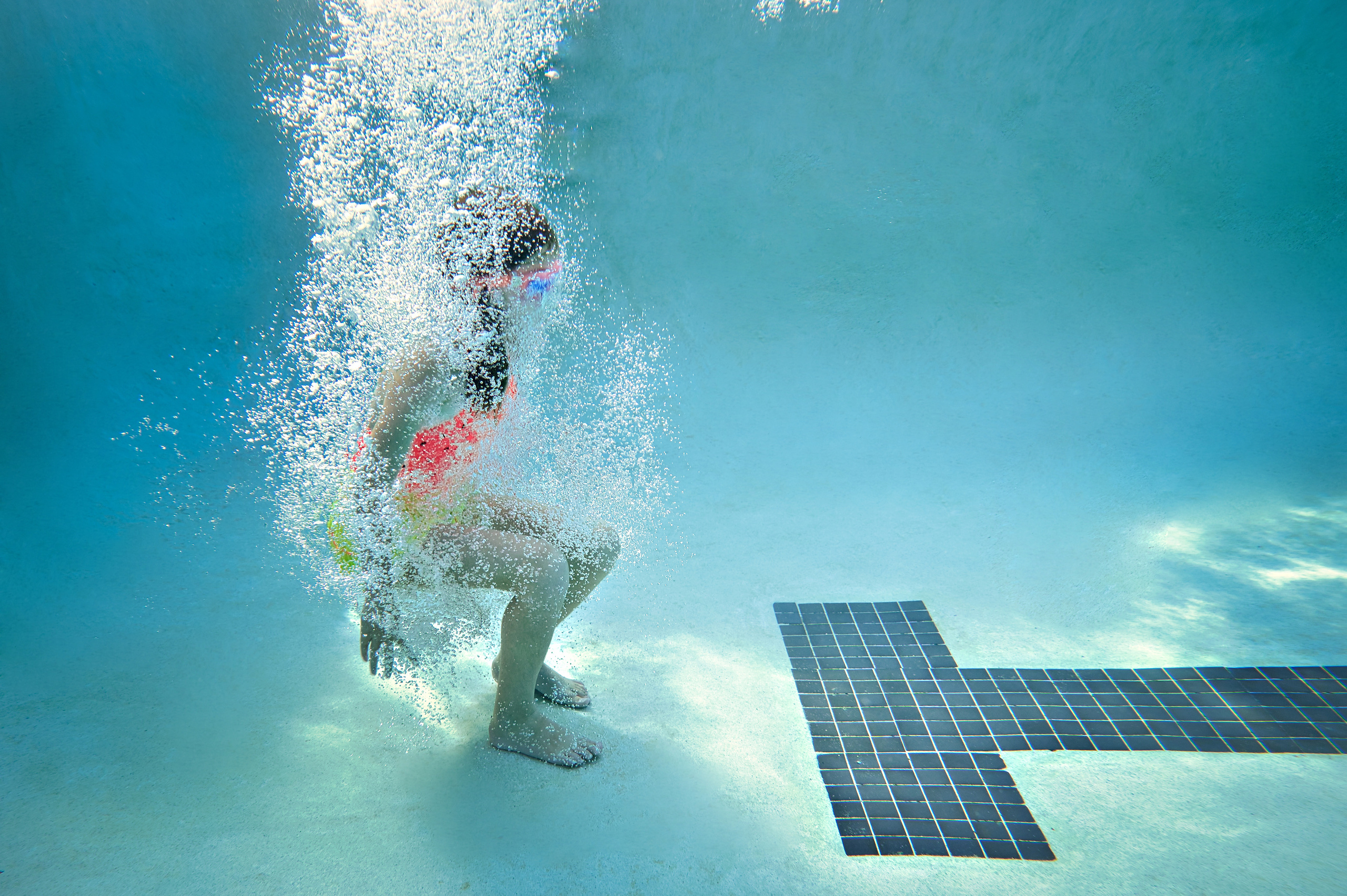 Kristina’s Underwater Shoot. Family and Sports photographer in Cary Raleigh NC North Carolina