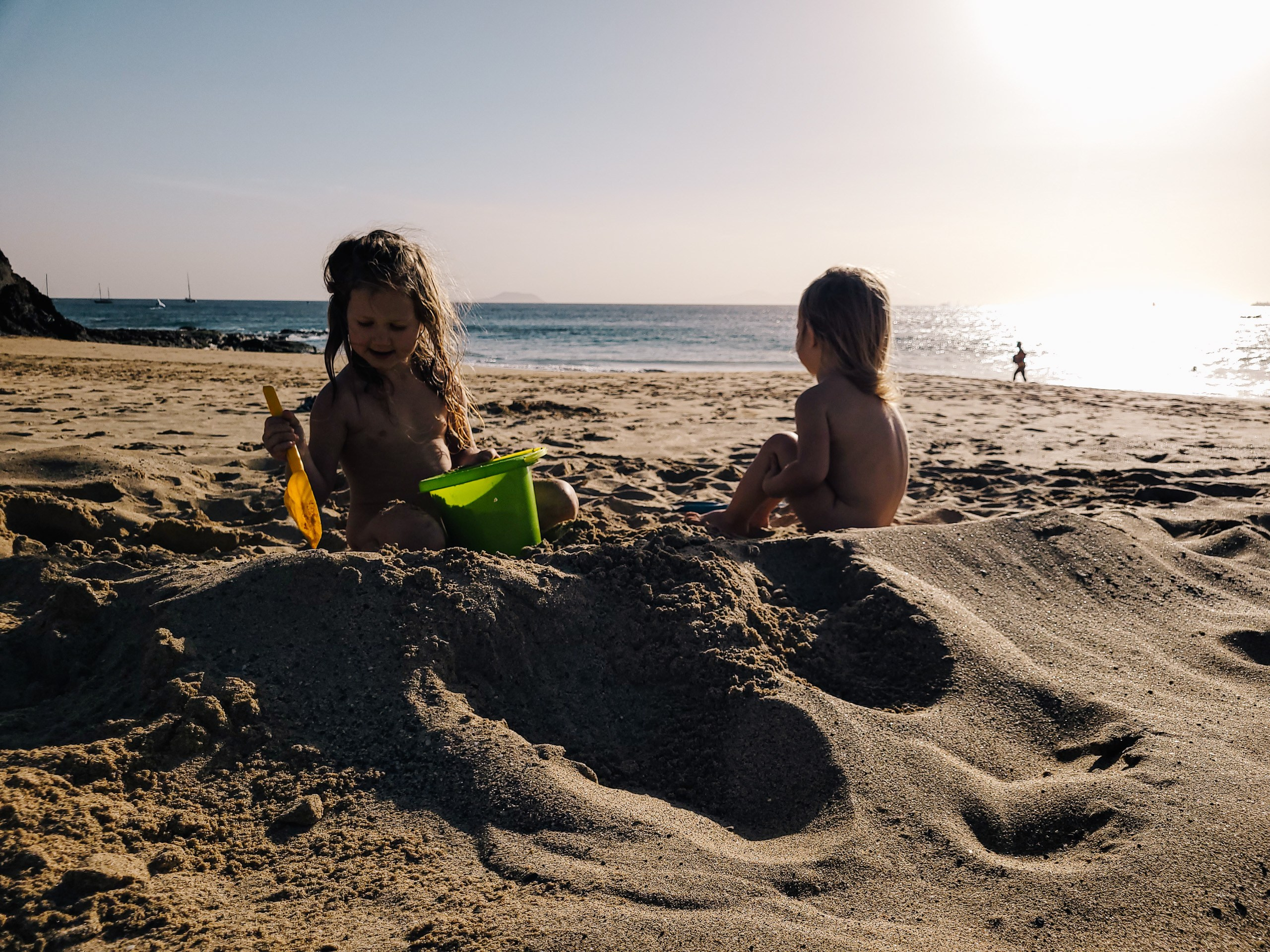 CEĻOJUMS UZ LANZAROTI AR BĒRNIEM #1