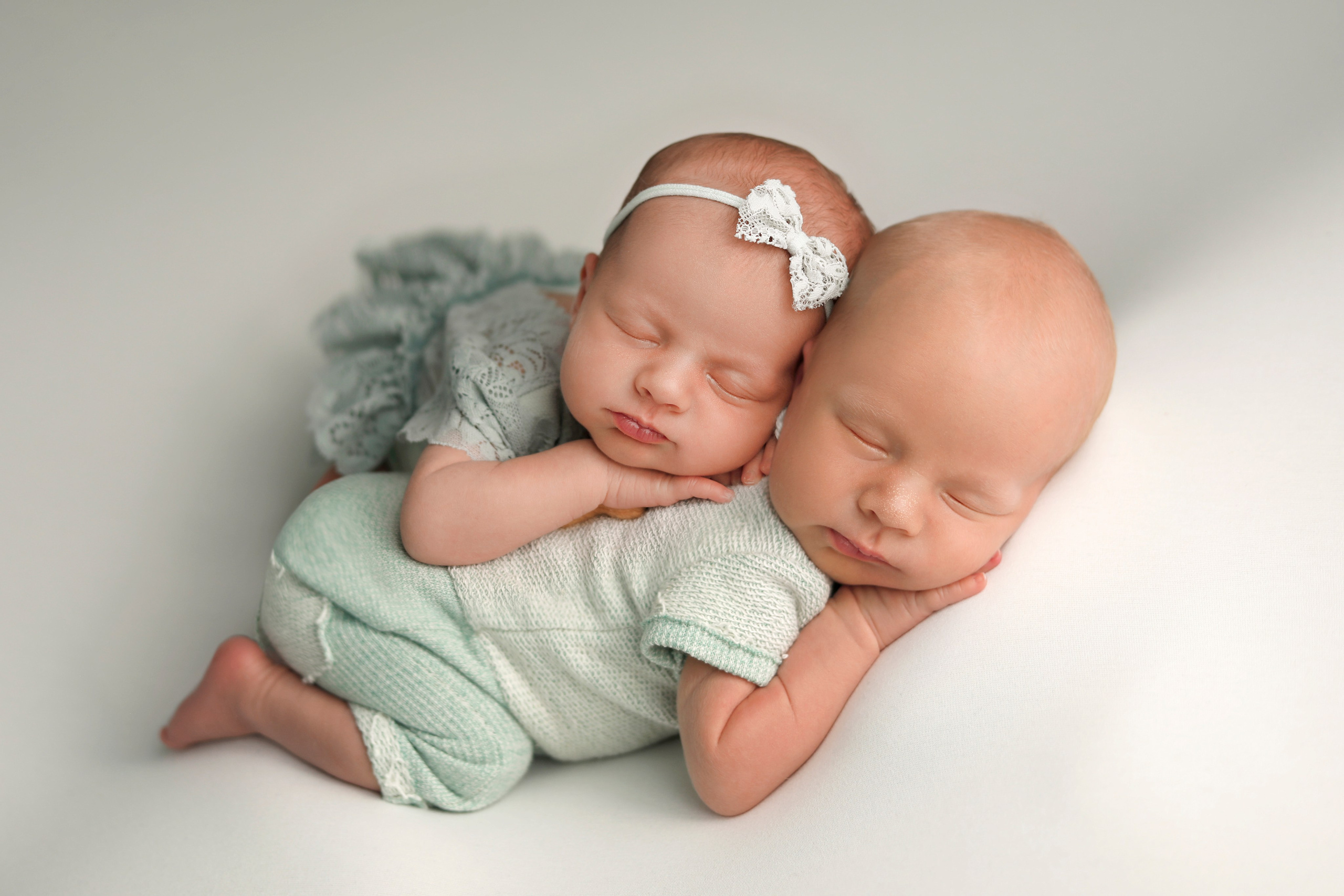 Babyfotograf Ulm, Babyfotograf Neu-Ulm, Babyfotograf Münsingen, Babyfotograf Metzingen, Babyfotograf Göppingen, Babyfotograf Tübingen, Babyfotograf Memmingen, Babyfotograf Reutlingen, Babyfotograf Stuttgart, Babyfotograf Günzburg, Babyfotograf Biberach an der Riss, Babyfotograf Alb-Donau-Kreis, Babyfotograf Bad Saulgau, Babyfotograf Bad Waldsee, Babyfotograf Ehingen, neugeborenenfotografie Ulm, neugeborenenfotografie Neu-Ulm, neugeborenenfotografie Stuttgart, neugeborenenfotografie Metzingen, neugeborenenfotografie Münsingen, neugeborenenfotografie Bad Saulgau, neugeborenenfotografie Bad Waldsee, neugeborenenfotografie Ehingen, neugeborenenfotografie Langenau, neugeborenenfotografie Ravensburg, neugeborenenfotografie Sigmaringen, Fograf Ulm, Fotograf Ehingen, Fotograf Bad Waldsee, Fotograf Friedrichshafen, Baby Ulm, Entbindung Ulm, babyfotograf Erbach, Babyfotograf Blabeuren, Babyfotograf Biberach, babyshooting ulm, babyshooting metzingen, babyshooting ehingen, Babybauchshooting, Schwangerschaftsshooting, Babybauchbilder, Babybauchfotografie Ulm, Matmaternity, studiophotography.studiophotoshoot