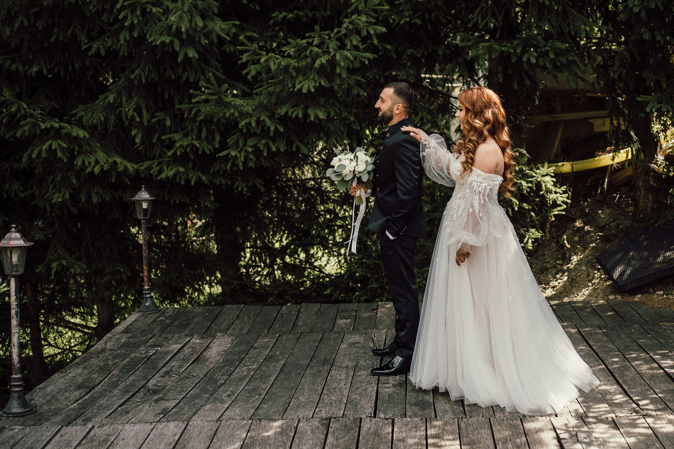 Nuntă la Motel Gilău în aer liber - Fotograf Nuntă Cluj. Horatiu Fat: Fotograf si Videograf Profesionist Nunta Cluj-Napoca