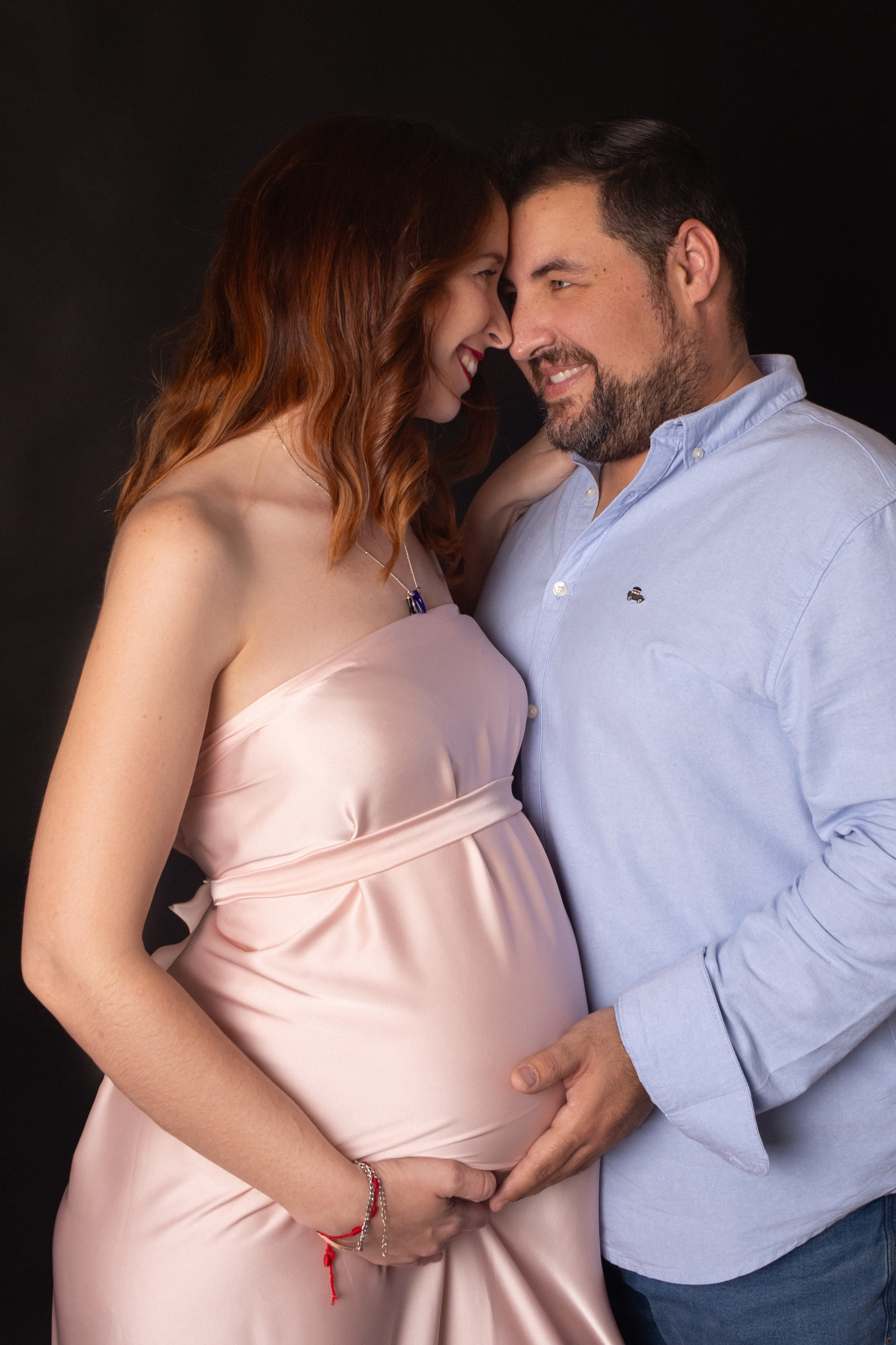 Photo shoot in minimalist style. Professional photographer in Spain