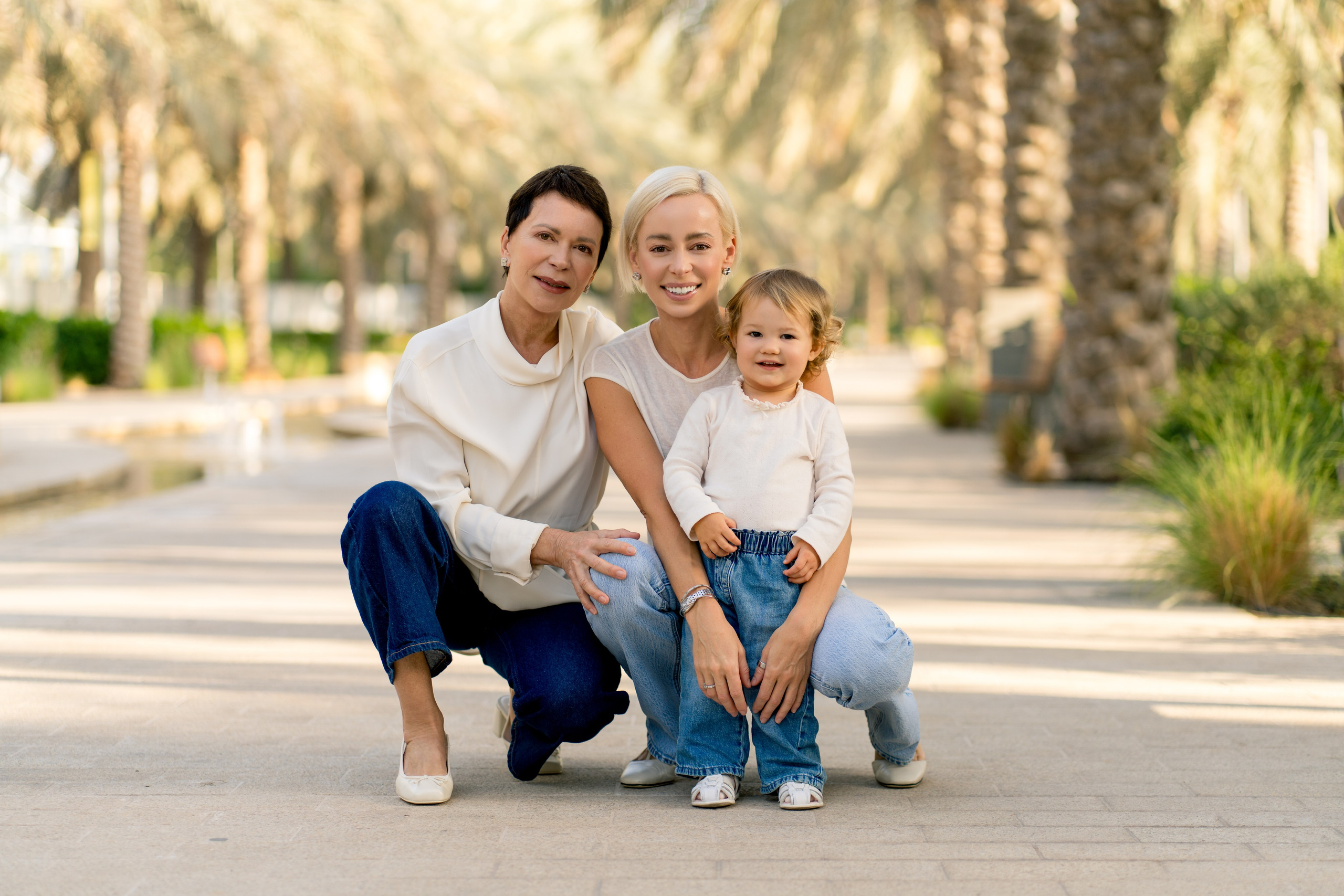 Natural family photography in Um Al Emarat Park Abu Dhabi