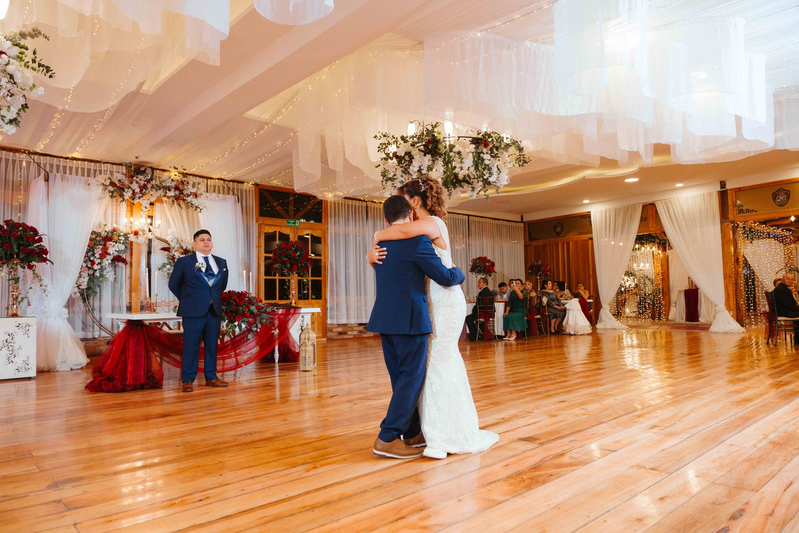 Ivan y Maria. Fotógrafo de bodas en Loja Ecuador | Piero Alvarez PH