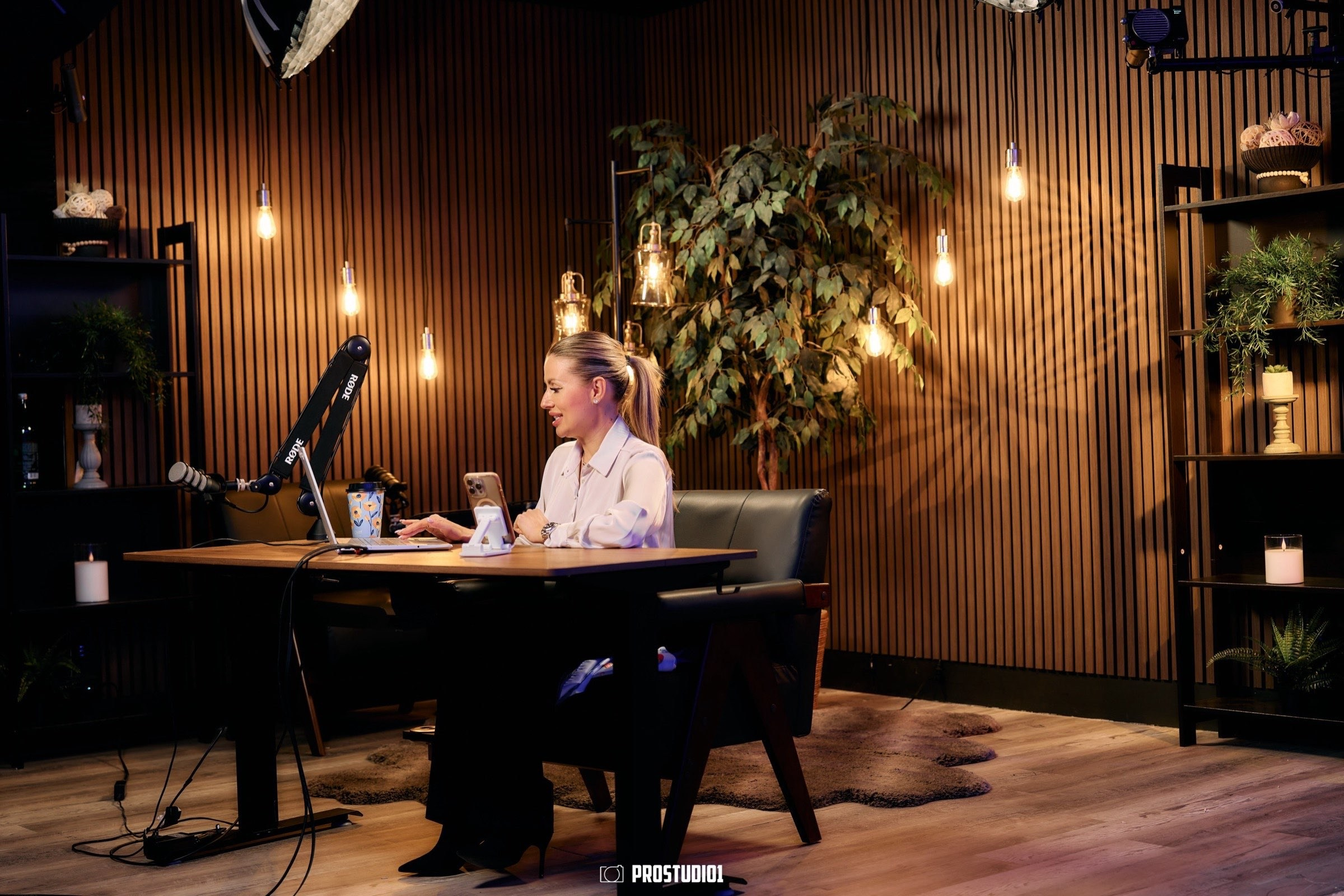 Cinematic Interview Lounge Near Miami · Zone 2 | ProStudio1