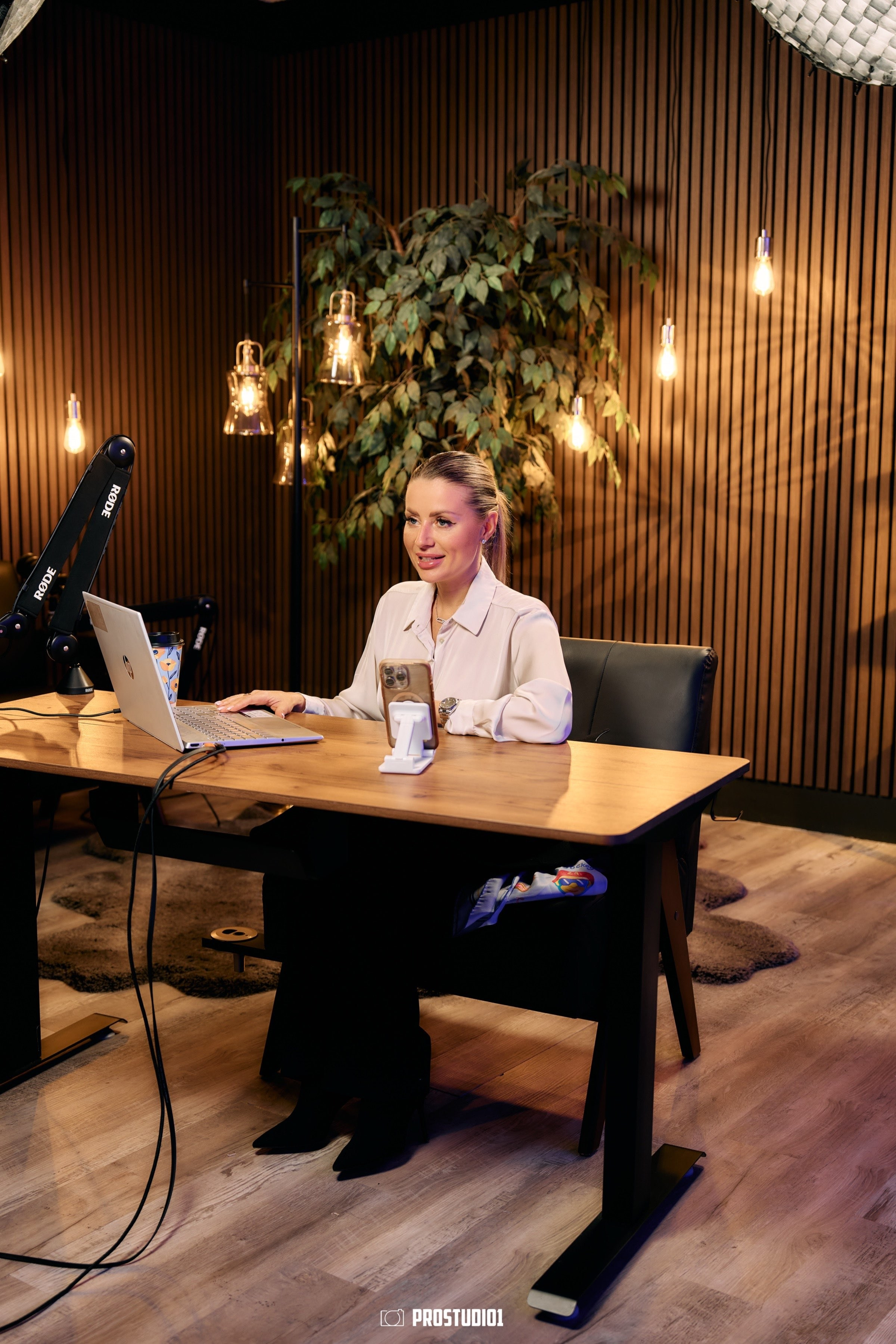 Cinematic Interview Lounge Near Miami · Zone 2 | ProStudio1