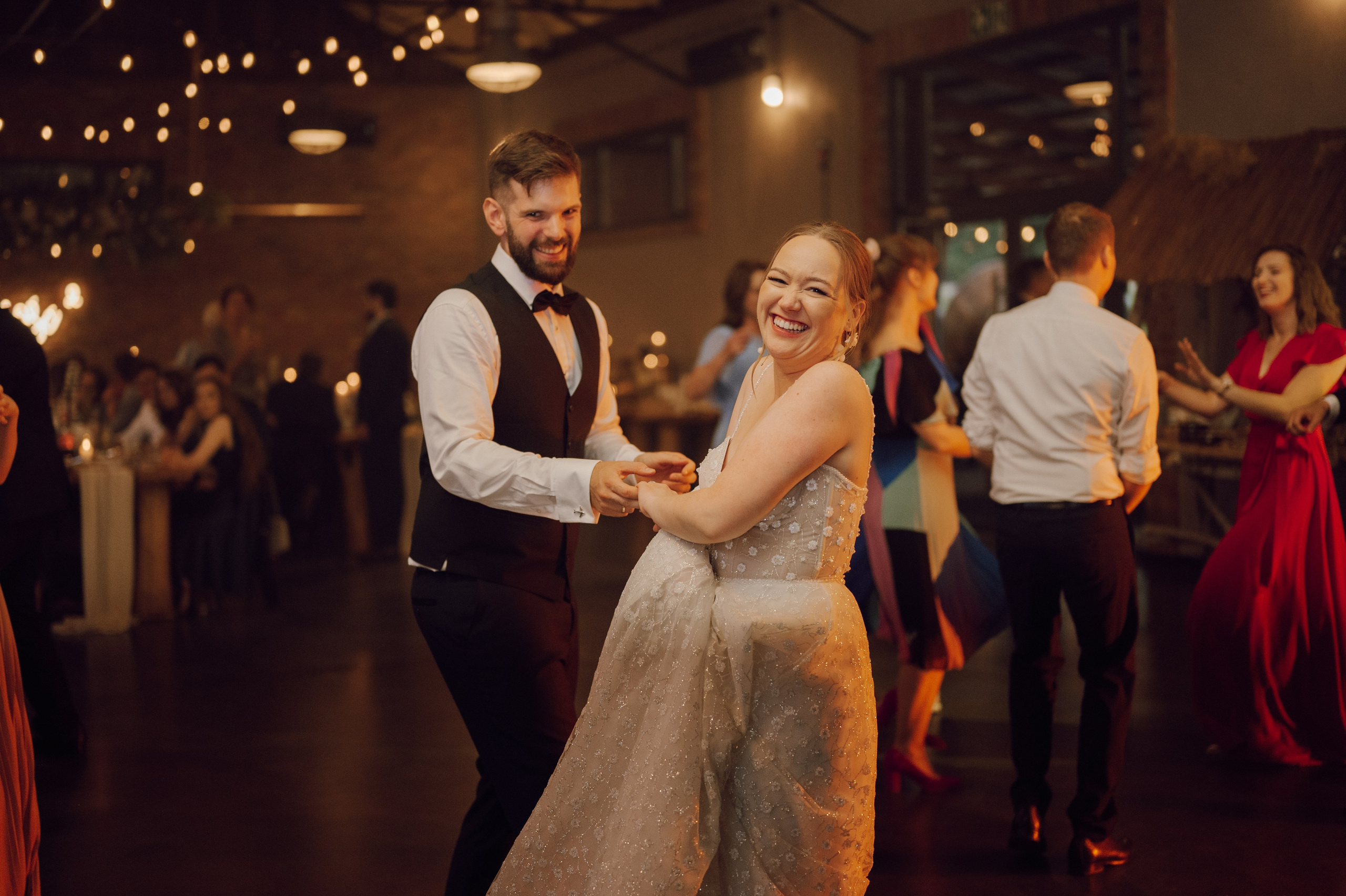 Kasia & Kuba | Wesele w stodole Owczarnia. Ślubny fotograf Poznań | Oliwia Makara